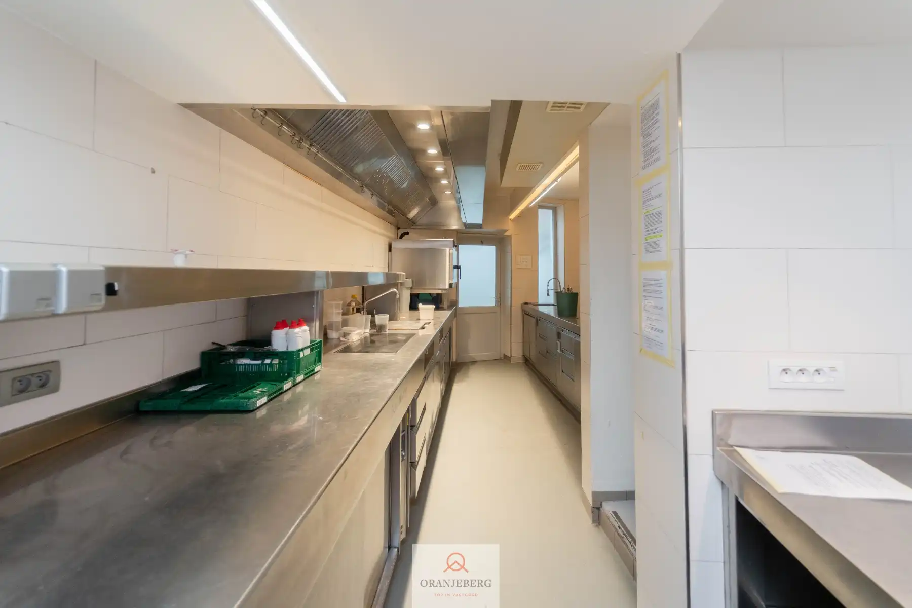 Karaktervol handelspand  (256 m²)met woonst in historisch gebouw foto 19