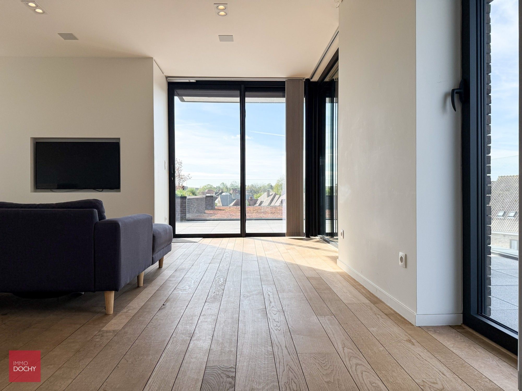 Luxe-penthouse met grote terrassen nabij centrum | Leeuwkestraat foto 5