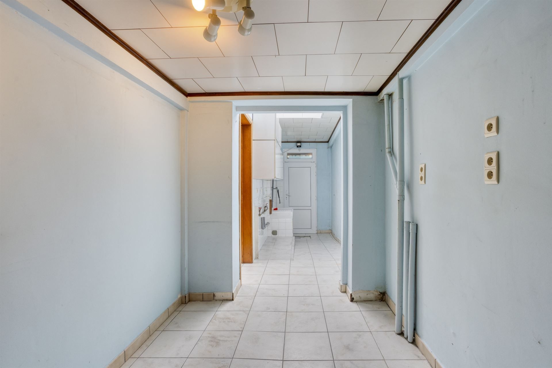 Appartementsgebouw foto 20