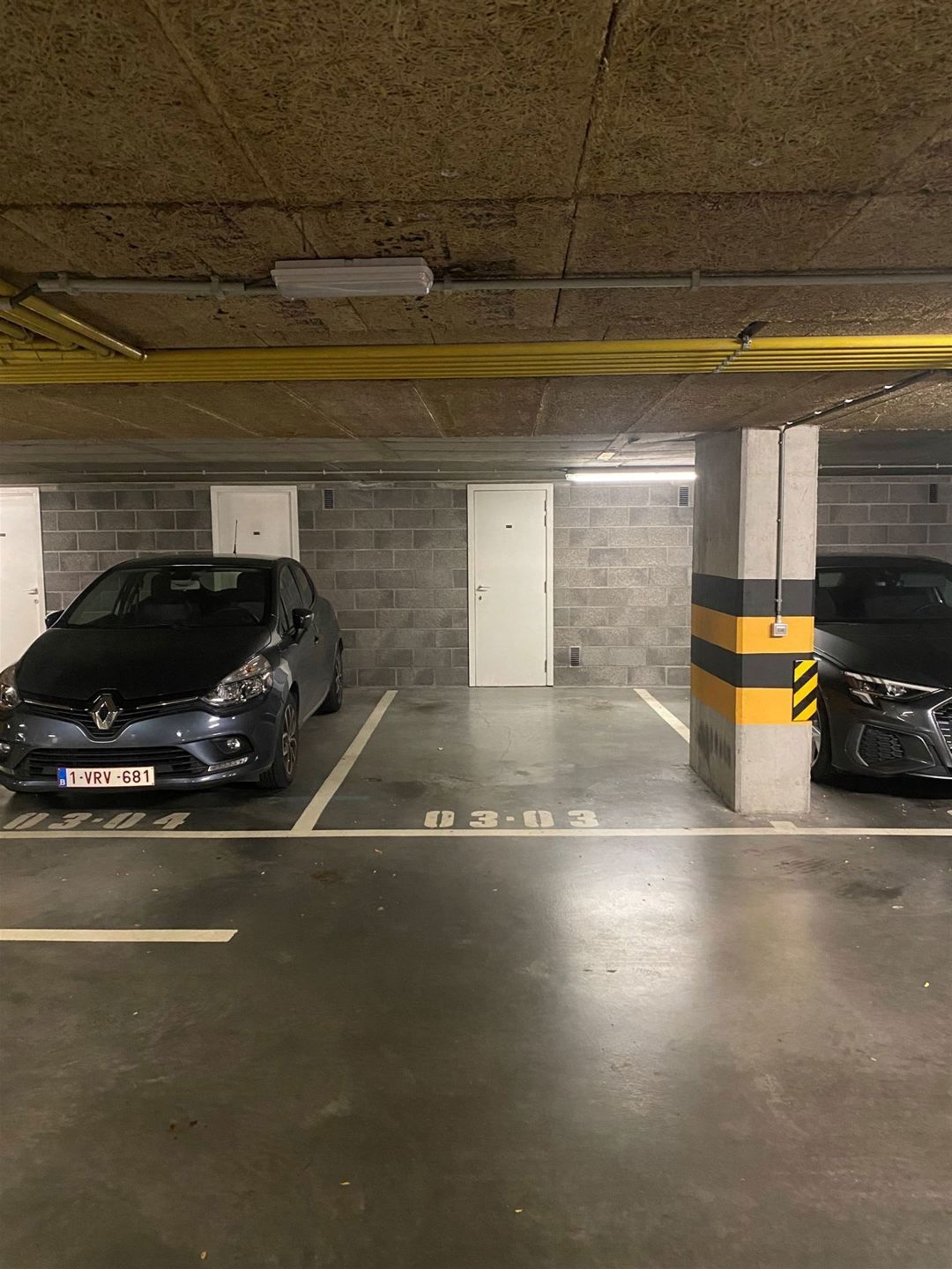 Parkeerplaats te huur foto 3