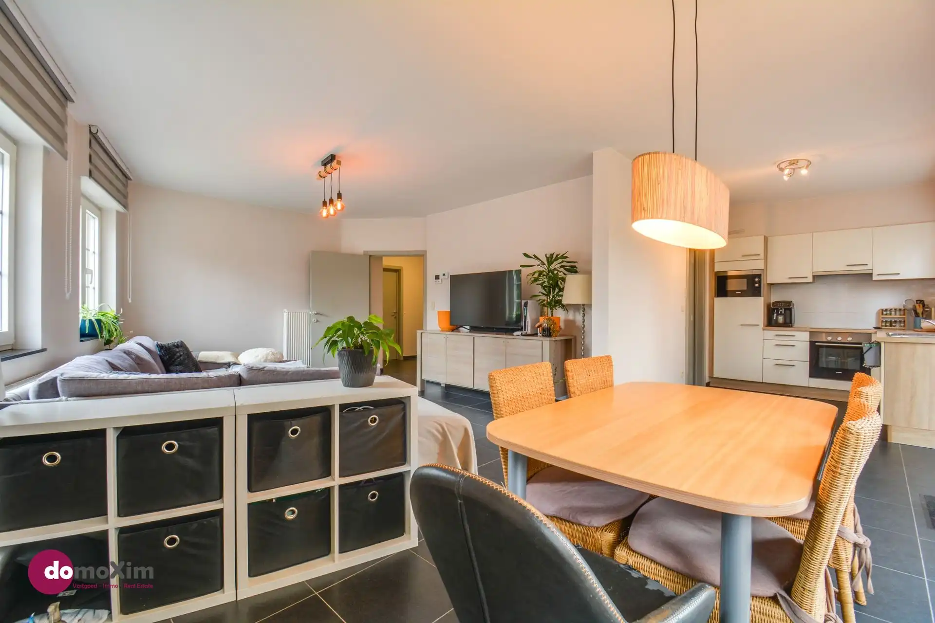 Lichtrijk gelijkvloers appartement in het centrum van Winksele foto 4