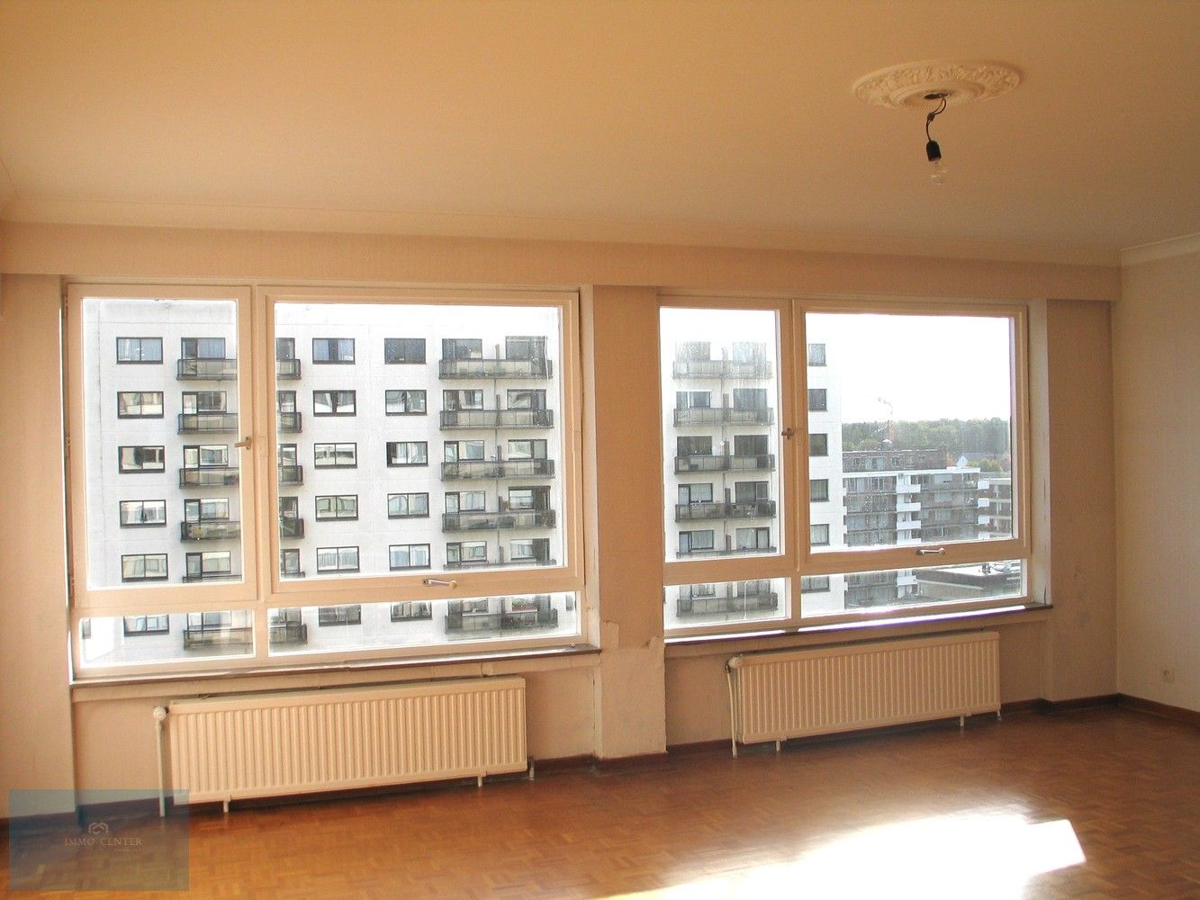 🏡 Instapklaar appartement met 3 slaapkamers in hartje Genk – mét prachtig uitzicht! 🌇 foto 5
