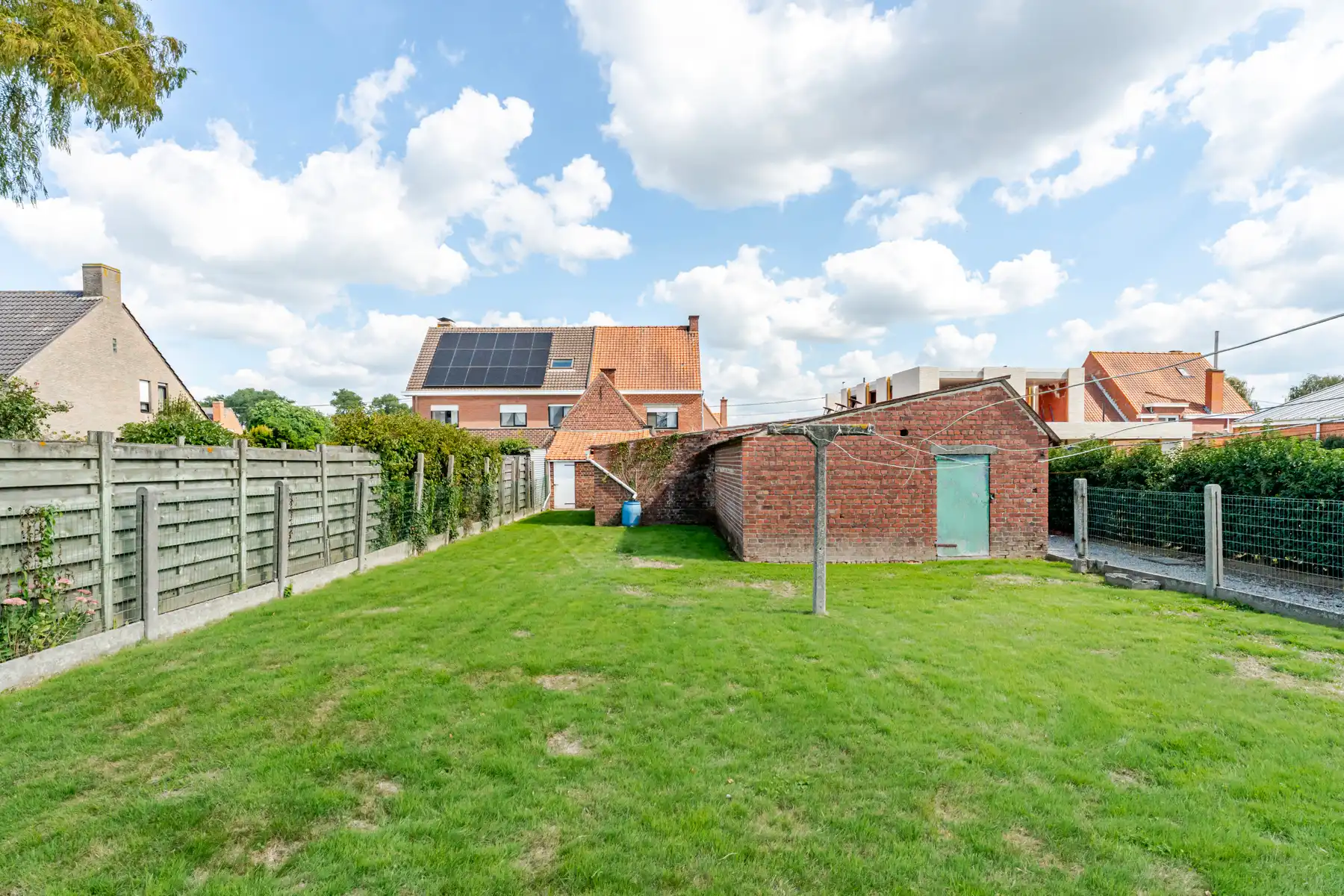 Rustig gelegen woning met opslagplaats foto 18
