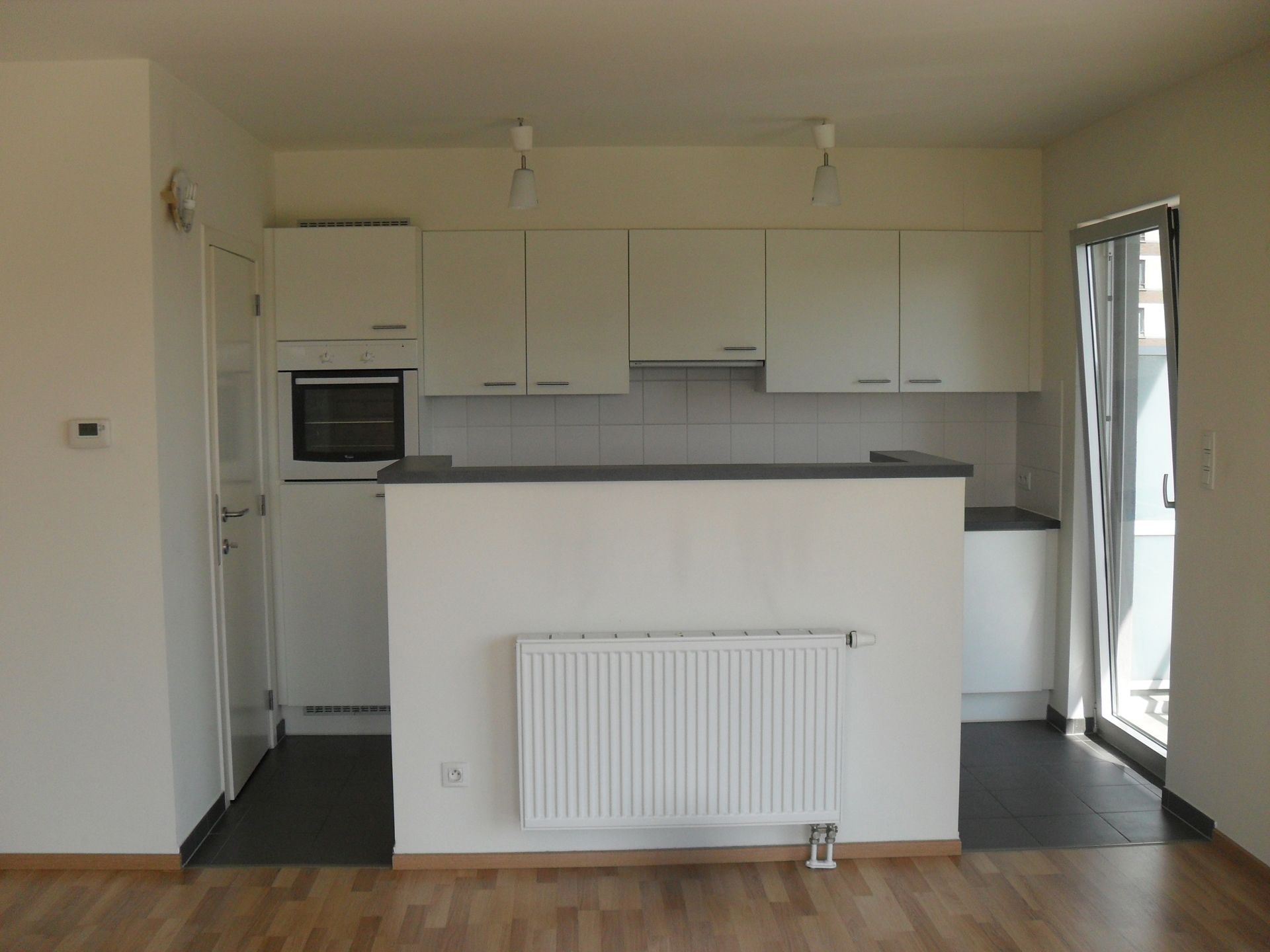 2 slaapkamer appartement met groot terras + P foto 5