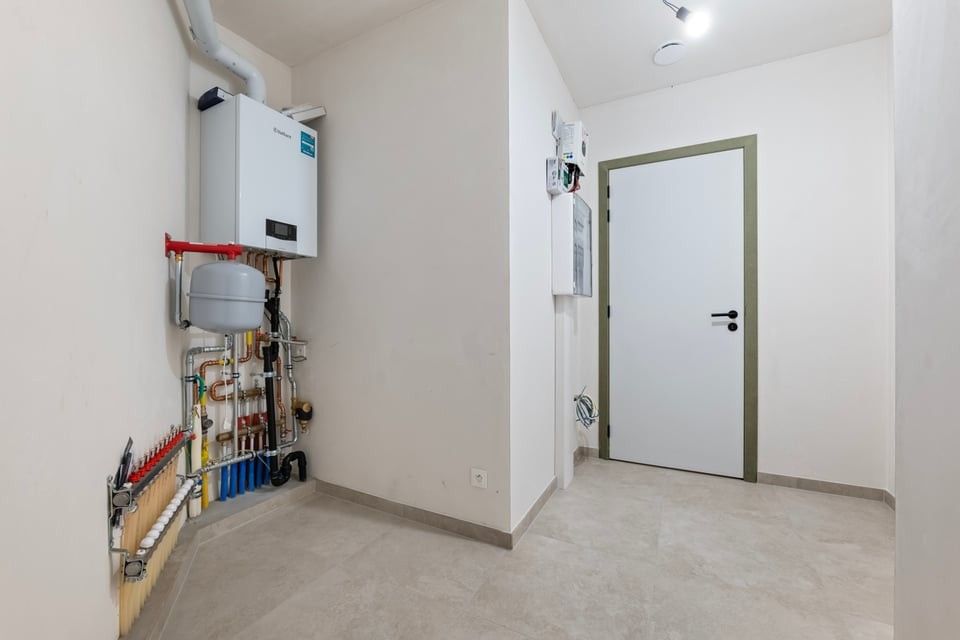 2-SLP APPARTEMENT OP 1STE VERDIEP MET RUIM TERRAS foto 20