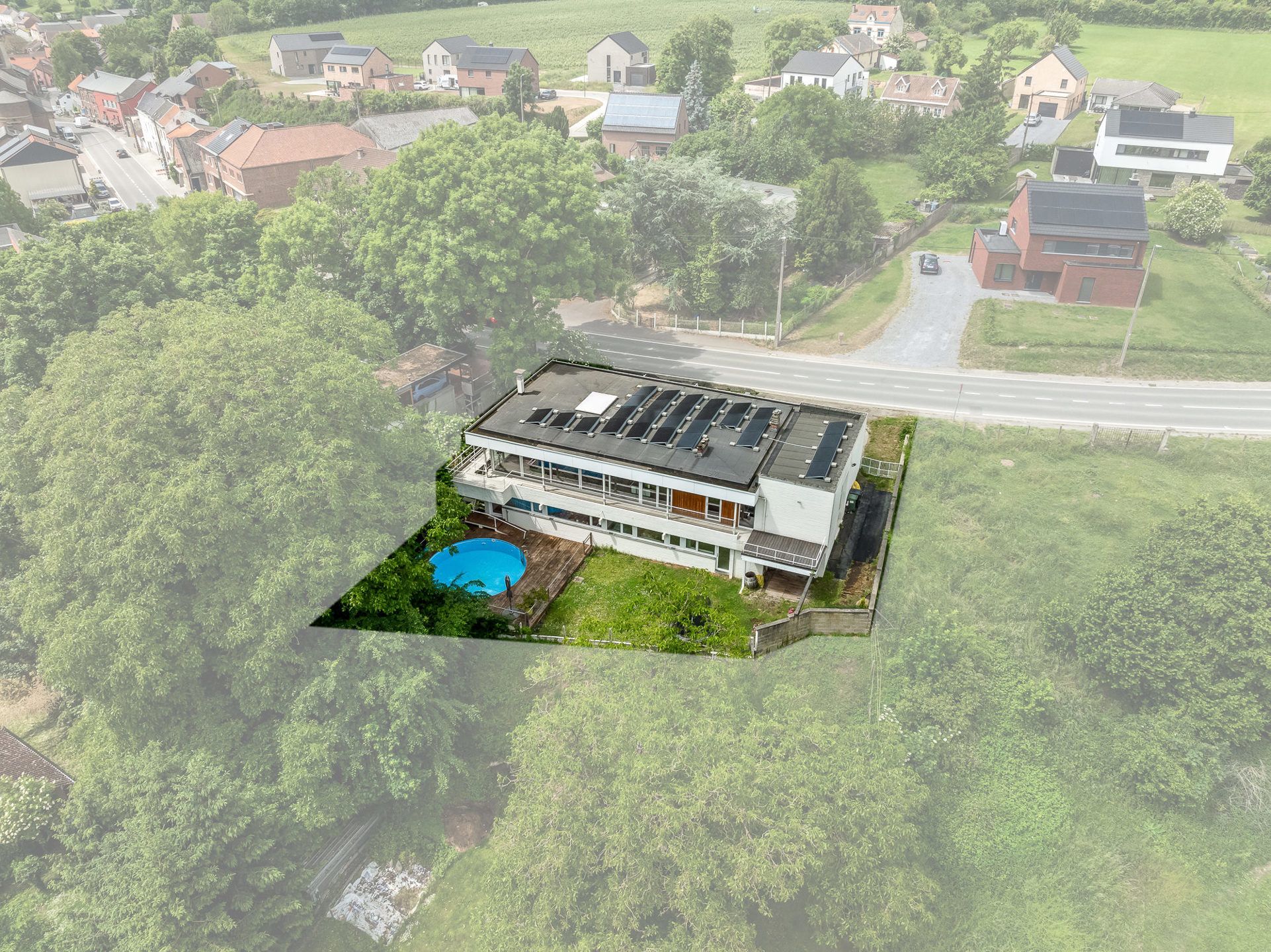 Unieke woning met uitzicht op de Jekervallei foto 4