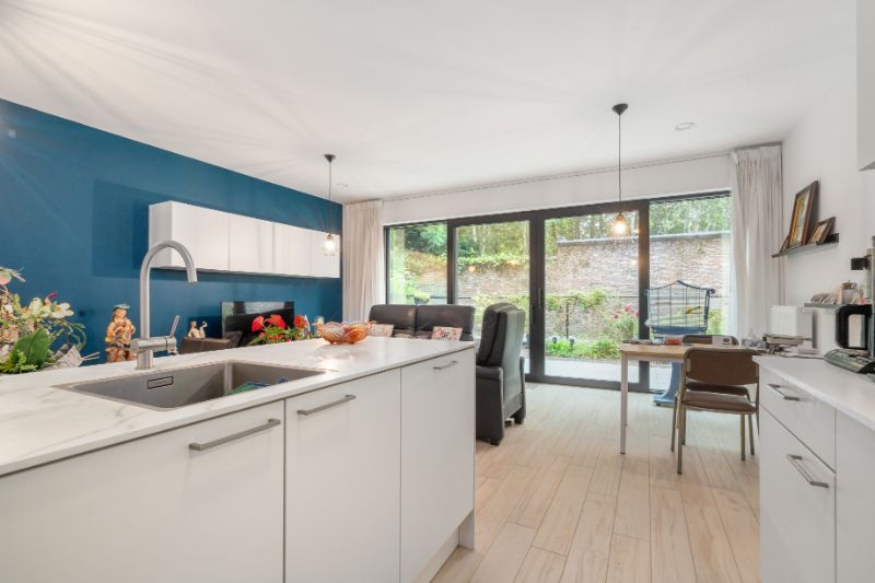 Instapklaar gelijkvloers appartement in het hart van Lokeren! foto 7