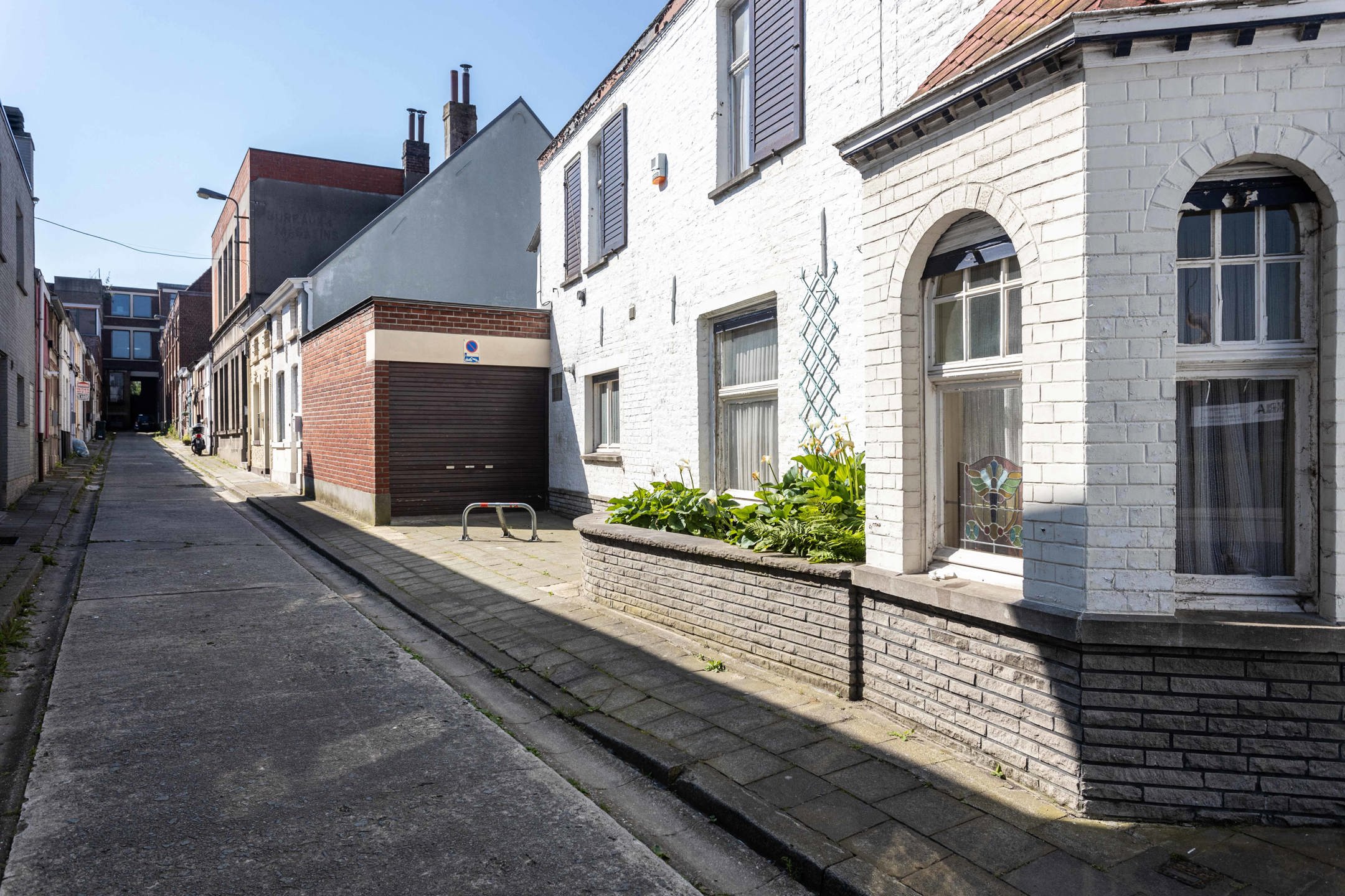 Te moderniseren woning met parking, tuin en garage/atelier! foto 23