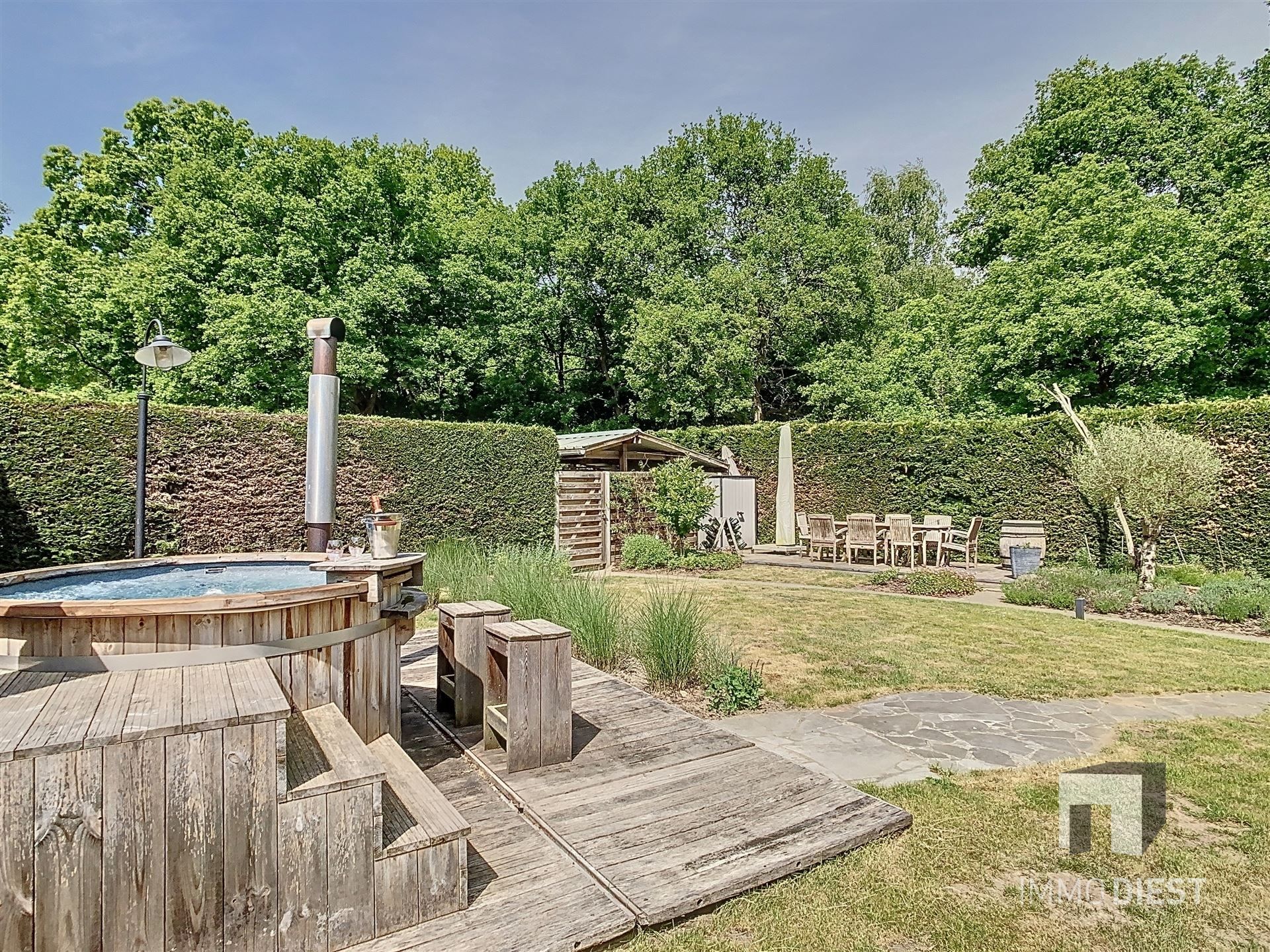 Brasserie - restaurant - feestzaal - privéwoonst foto 9