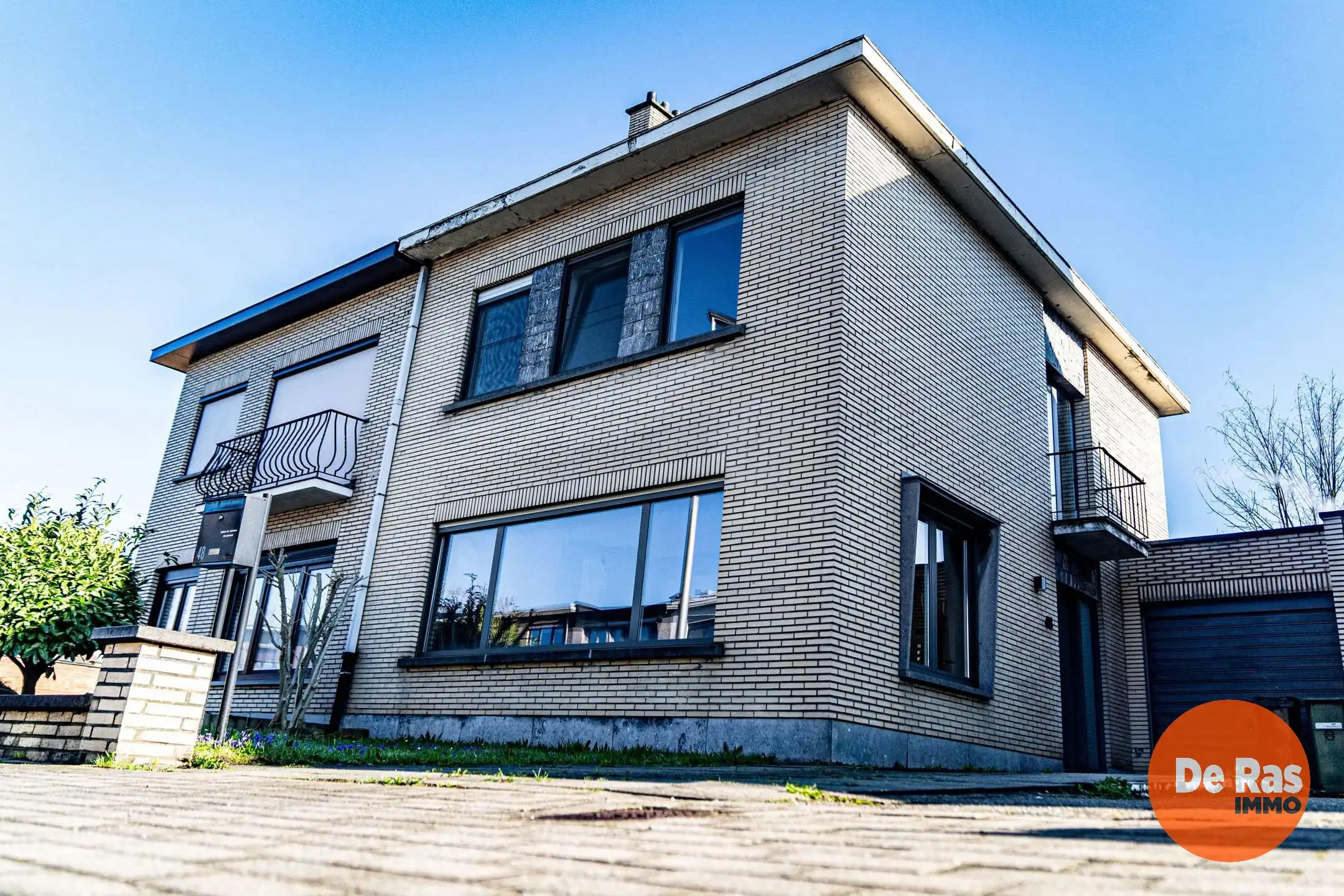 AALST - Hernieuwde burgerwoning op topligging! foto 2