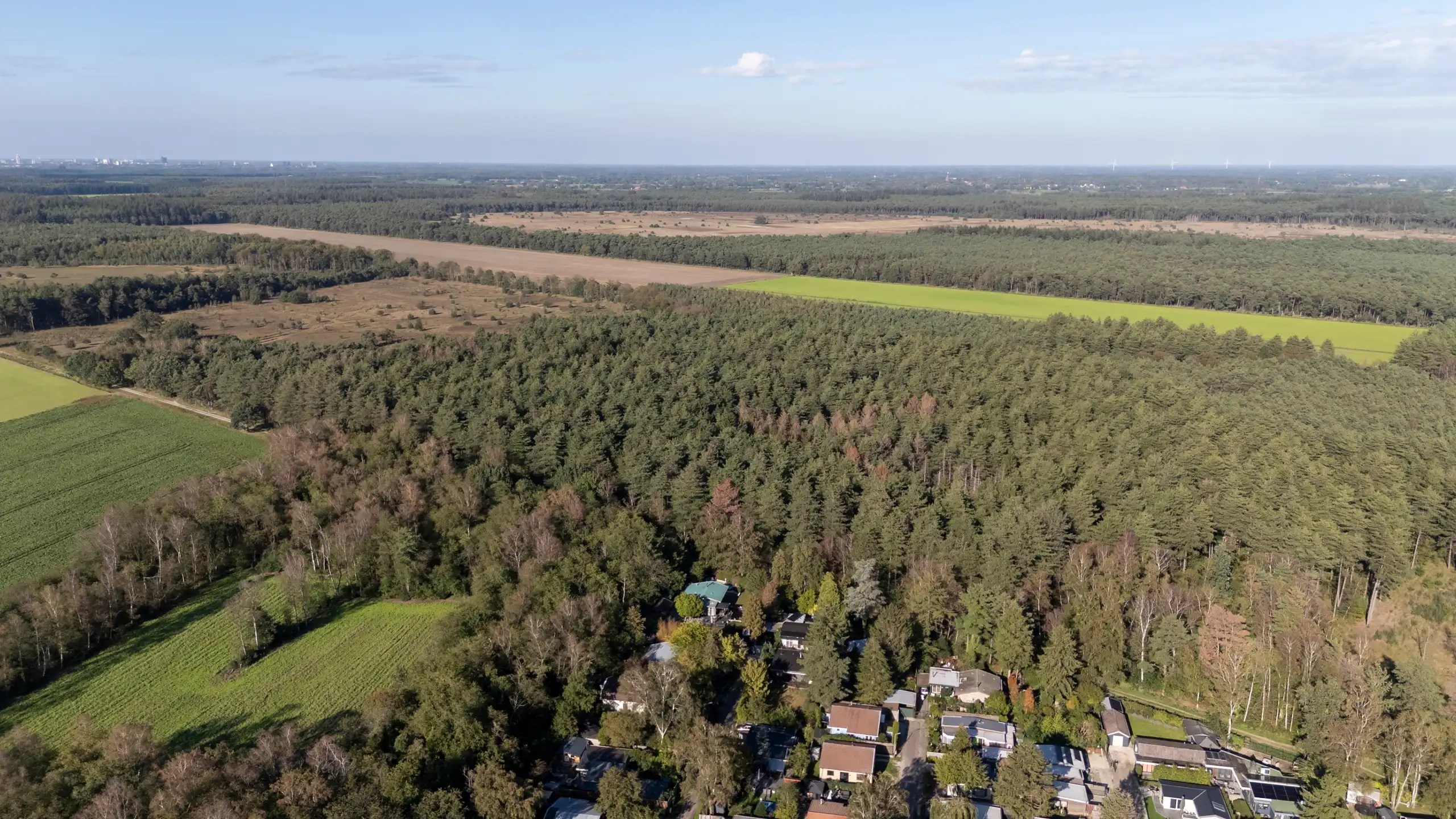 Mooi gelegen chalet op 528m² in Poppel nabij NL grens. foto 21