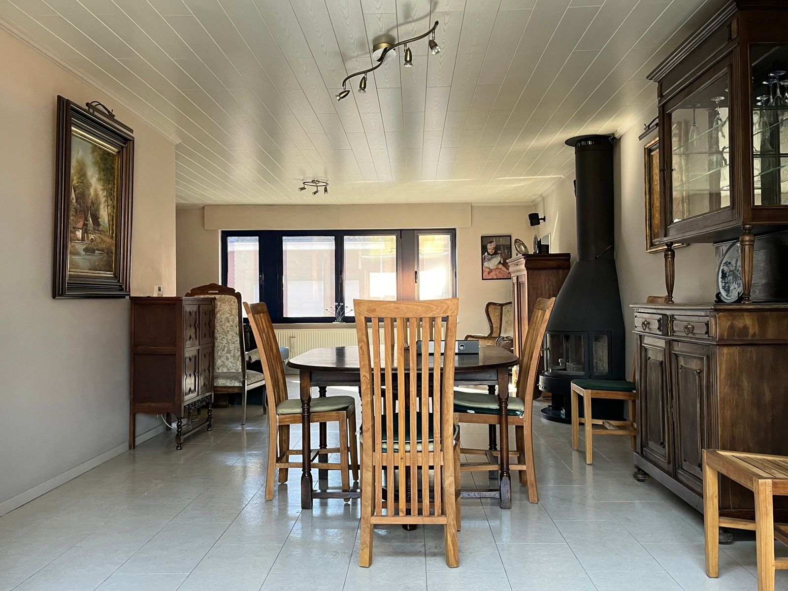 Grote woning met 6 slaapkamers foto 17