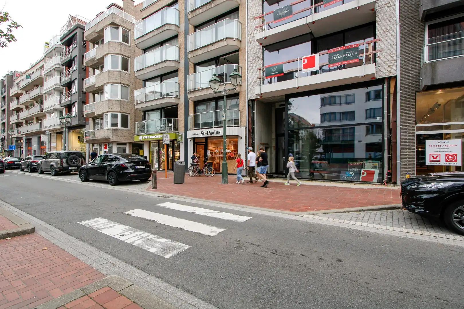 Centraal gelegen handelspand Lippenslaan 132 foto 11