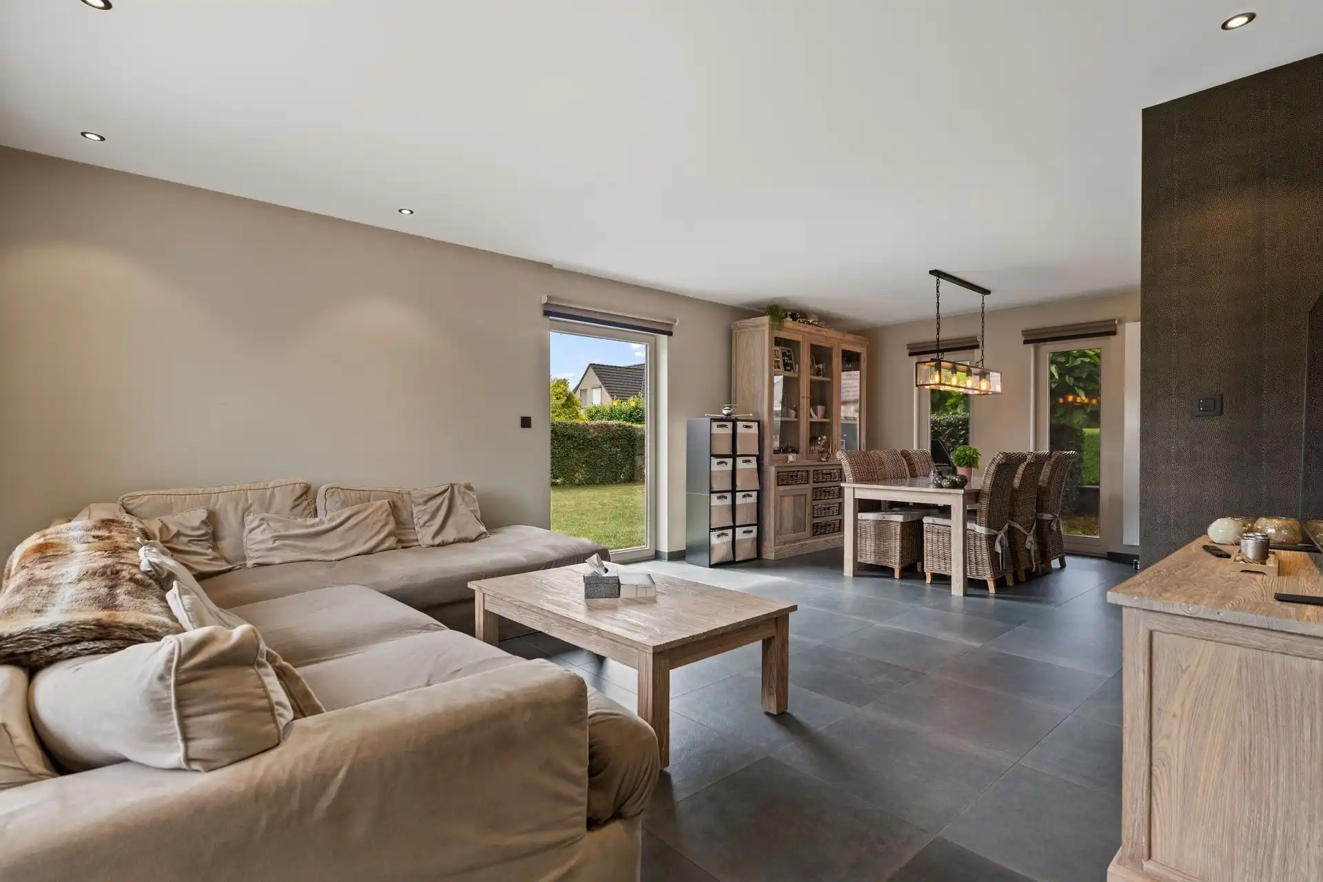 Instapklare halfopen bebouwing, met zuid-west gerichte tuin op rustige ligging te Berlare foto 5