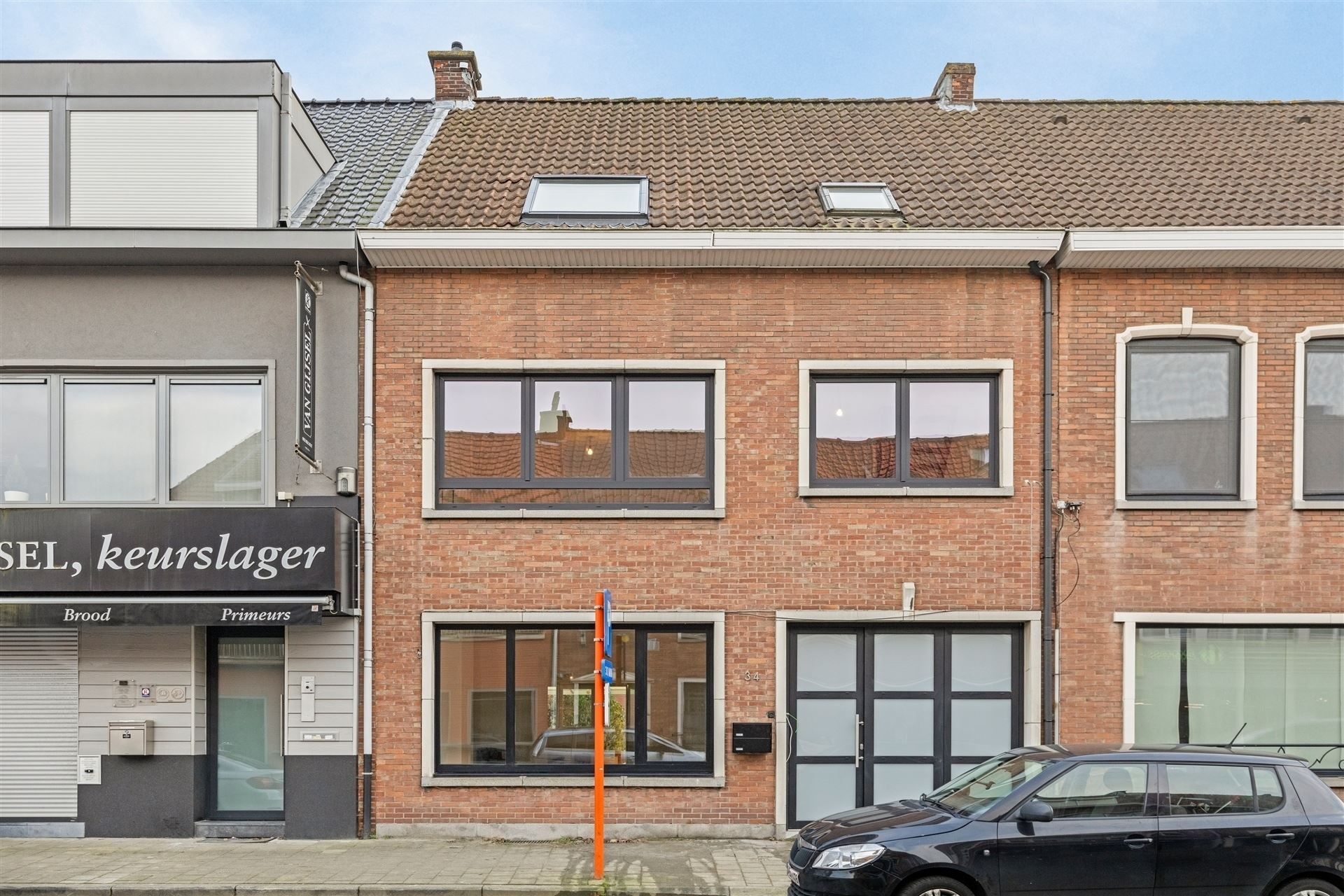Gerenoveerd gelijkvloers appartement met tuin. foto 13