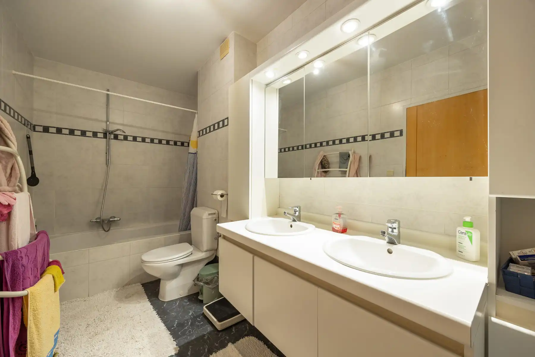 Woning met handelspand op een perceel van 1.497m². foto 26