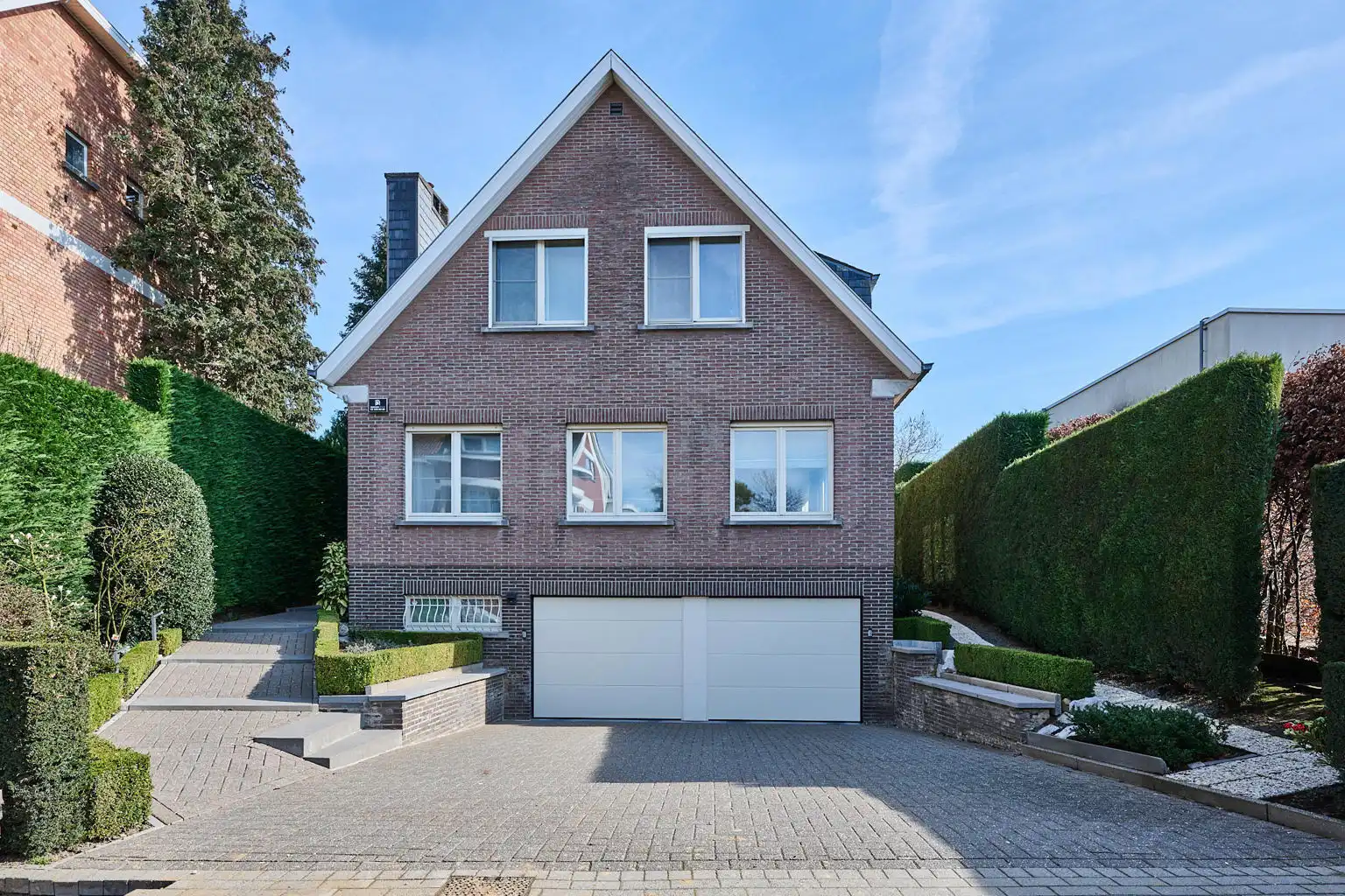 Villa te koop foto {{pictureIndex}}