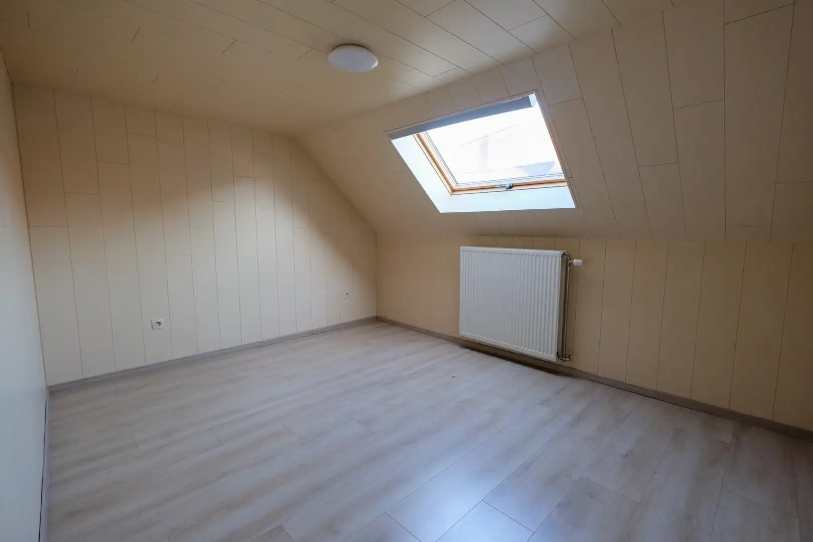 Ruim appartement in centrum Eeklo foto 10