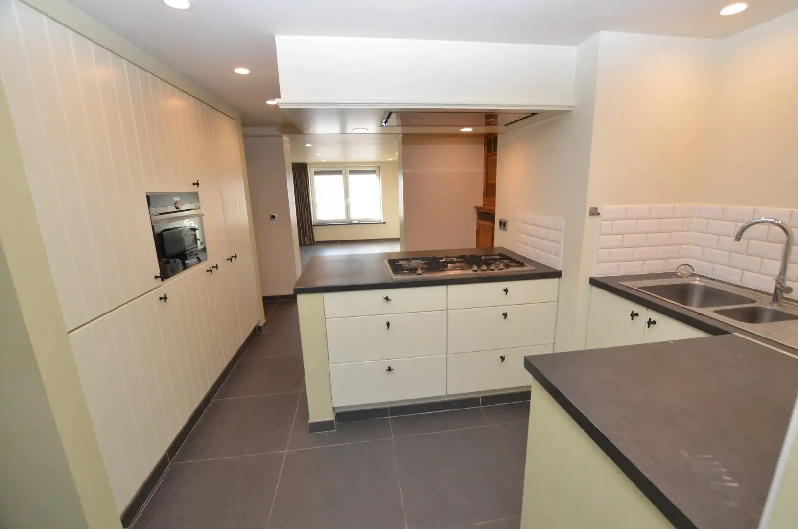 Gerenoveerd ruim woonhuis foto 9