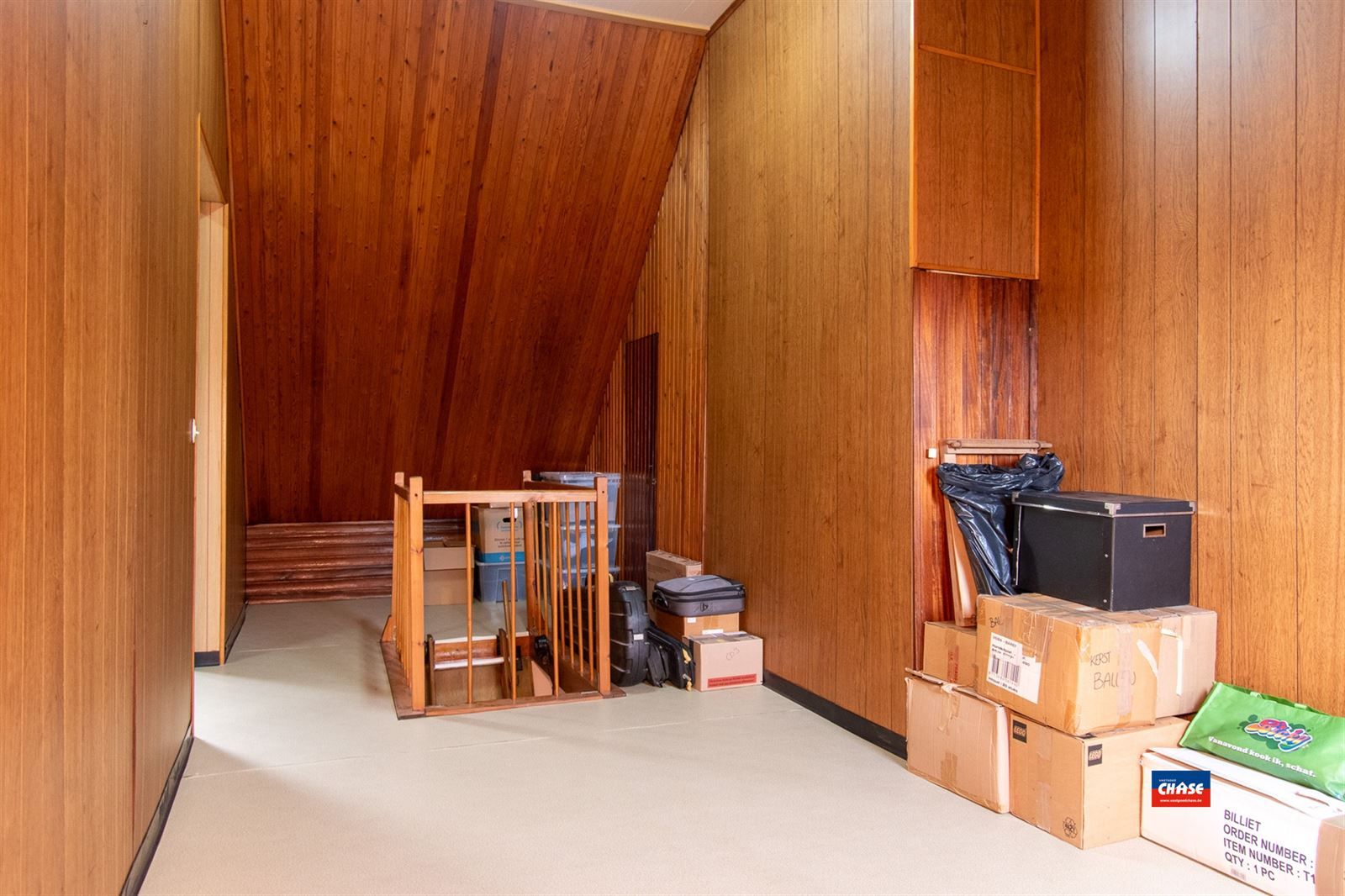 Instapklare gezinswoning met 3 tot 5 slaapkamers,tuin en garagebox foto 23