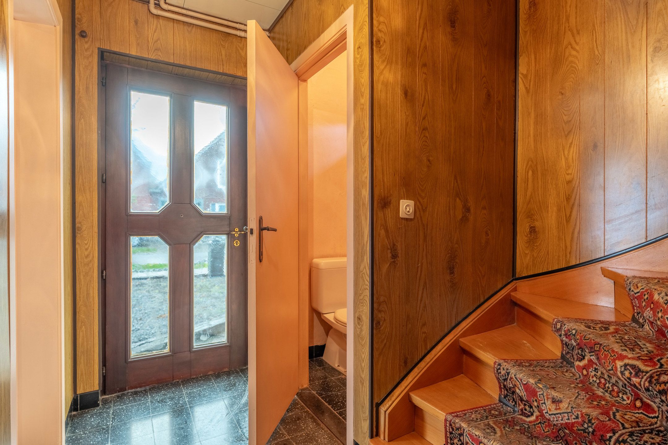 Te renoveren woning met 3 slpks en tuin te Rijkevorsel foto 4