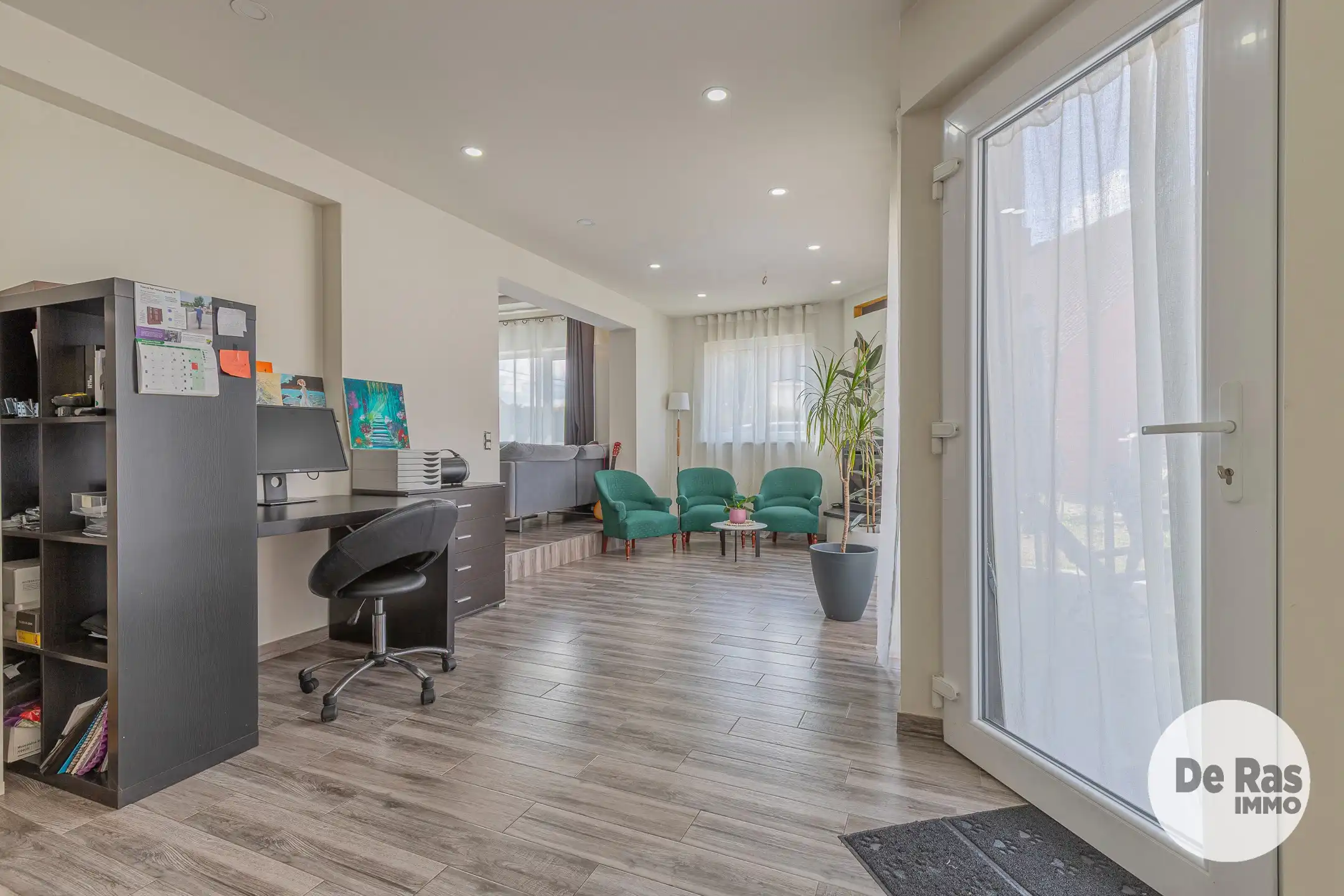 ERPE-MERE Veelzijdige woning met handelsruimte op topligging foto 6