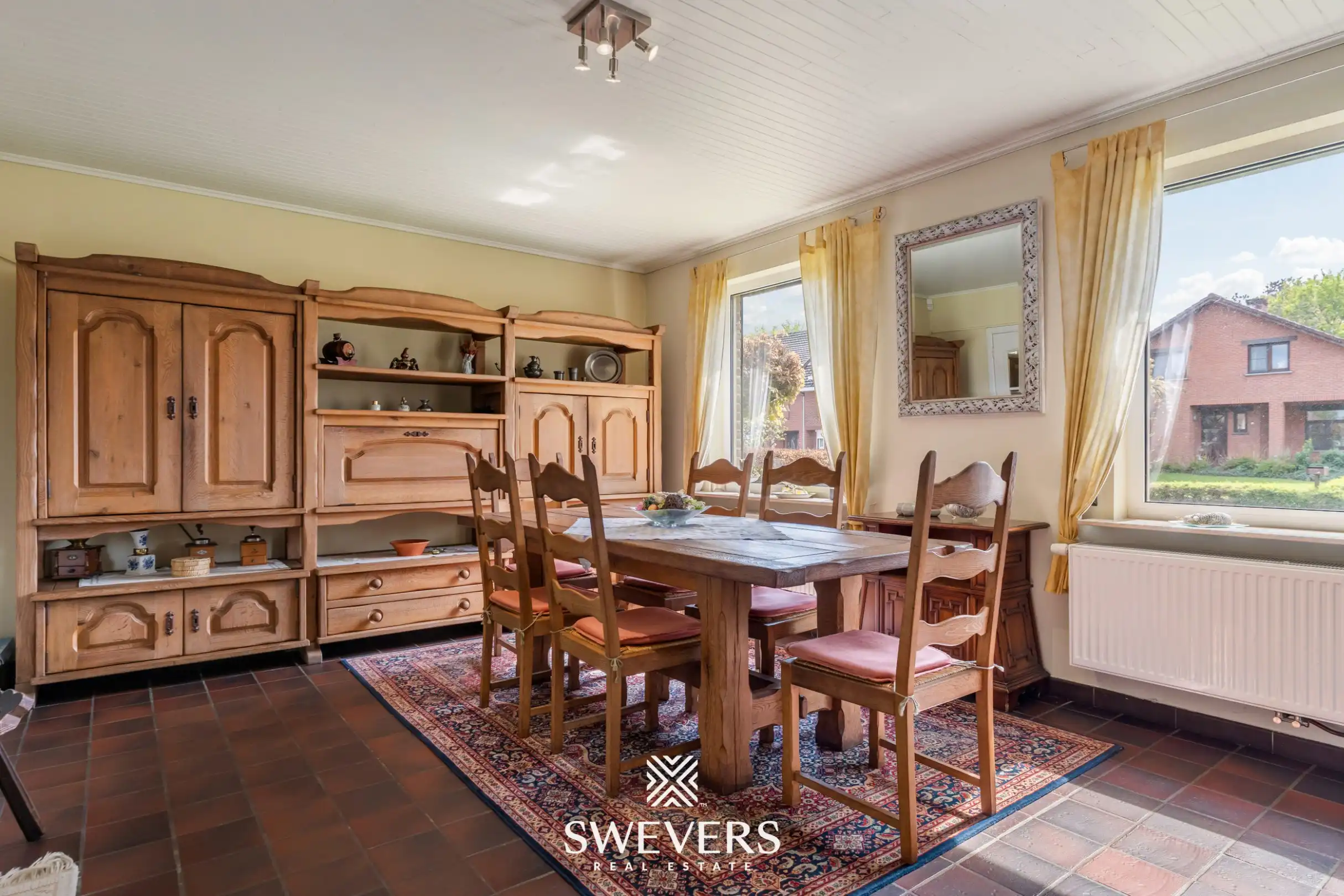 Ruime gezinswoning met 5 slaapkamers en open zicht op groen in Heusden-Zolder foto 8