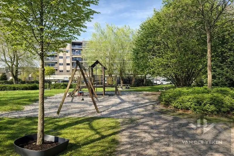 100% GERENOVEERD APPARTEMENT MET 2 SLAAPKAMERS OP TOPLOCATIE foto 14