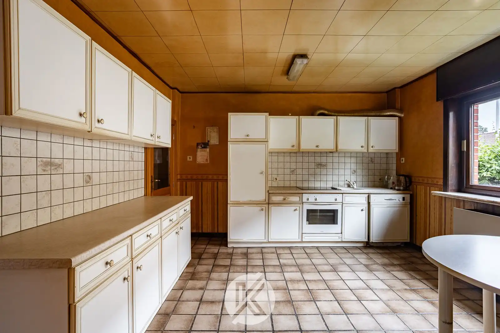 Uniek renovatieproject met ruimte en karakter foto 12