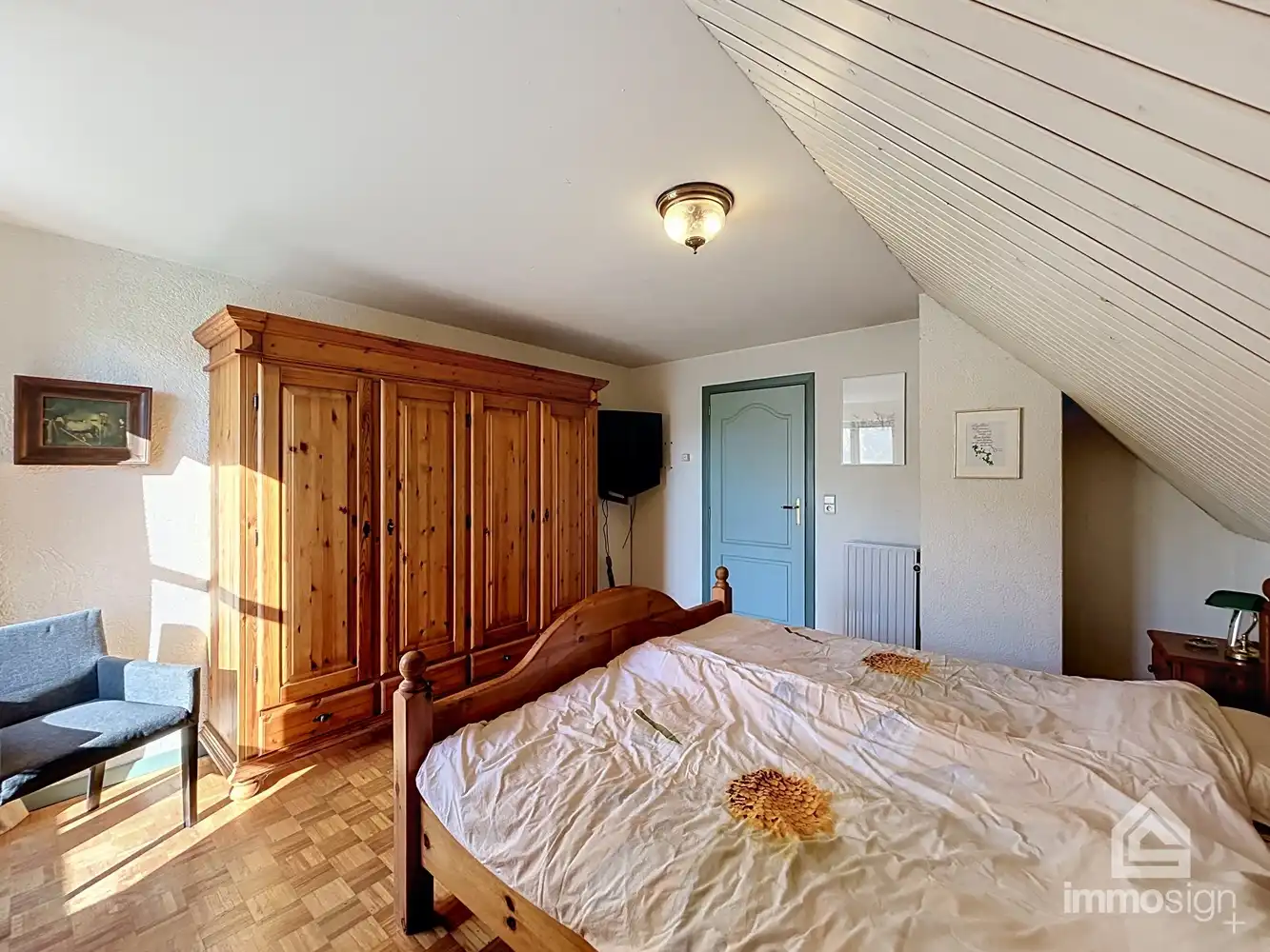 Charmante, ruime, gezinswoning met 4 slaapkamers te Hamont! foto 10