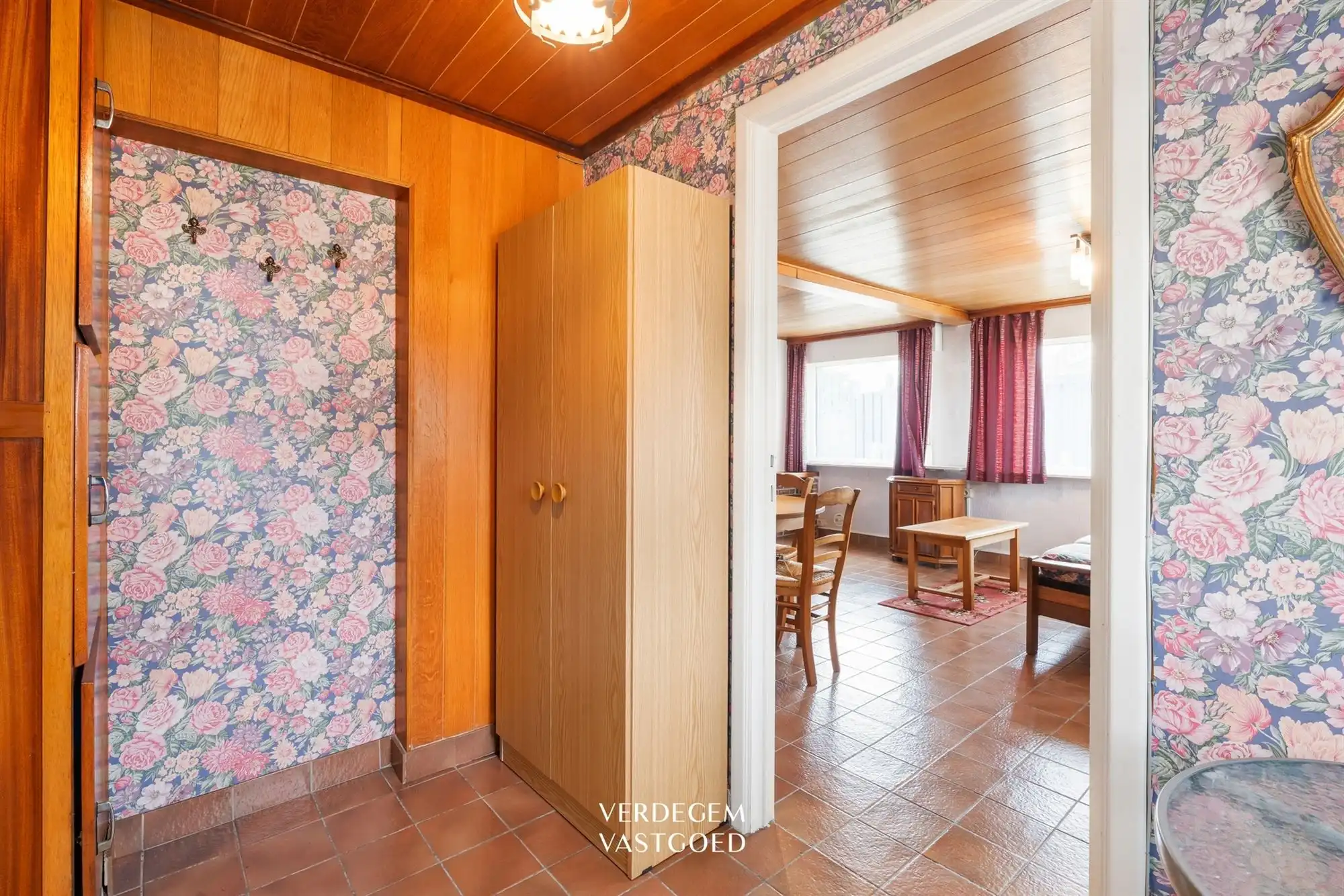 Halfopen woning op een terrein van 787m², te renoveren foto 9