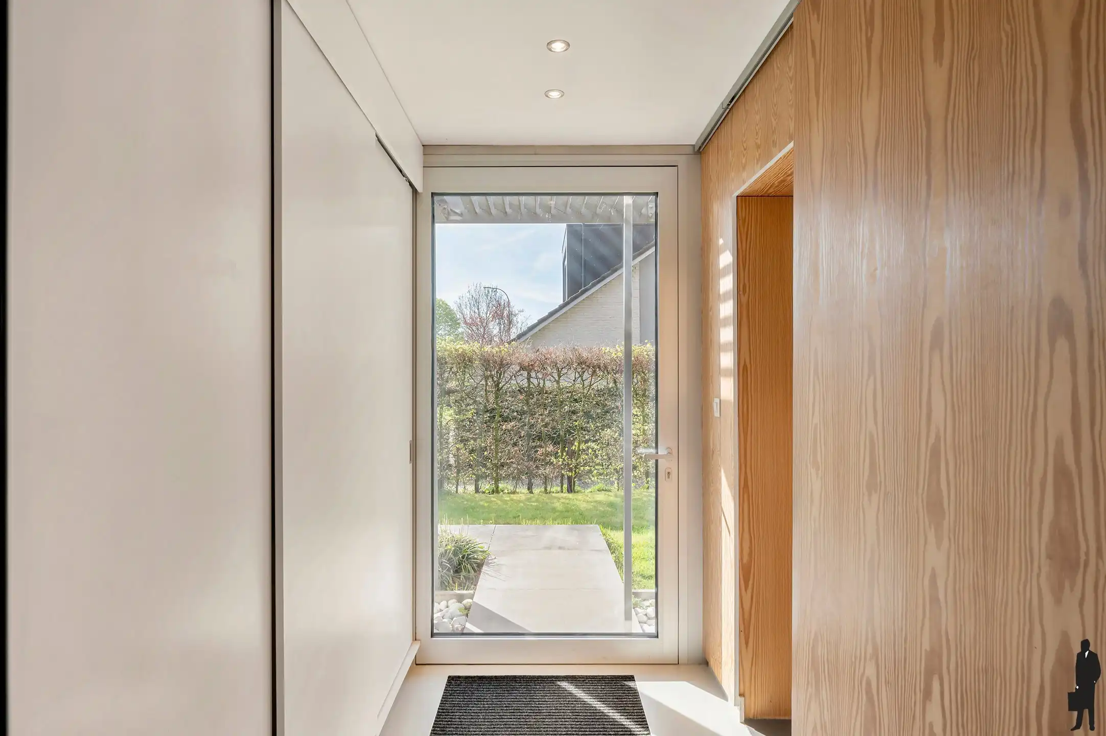 Ruime woning met zorgwoning foto 2