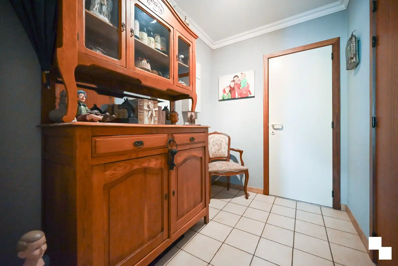 Zeer ruim appartement nabij de Grote Markt van Izegem foto 3