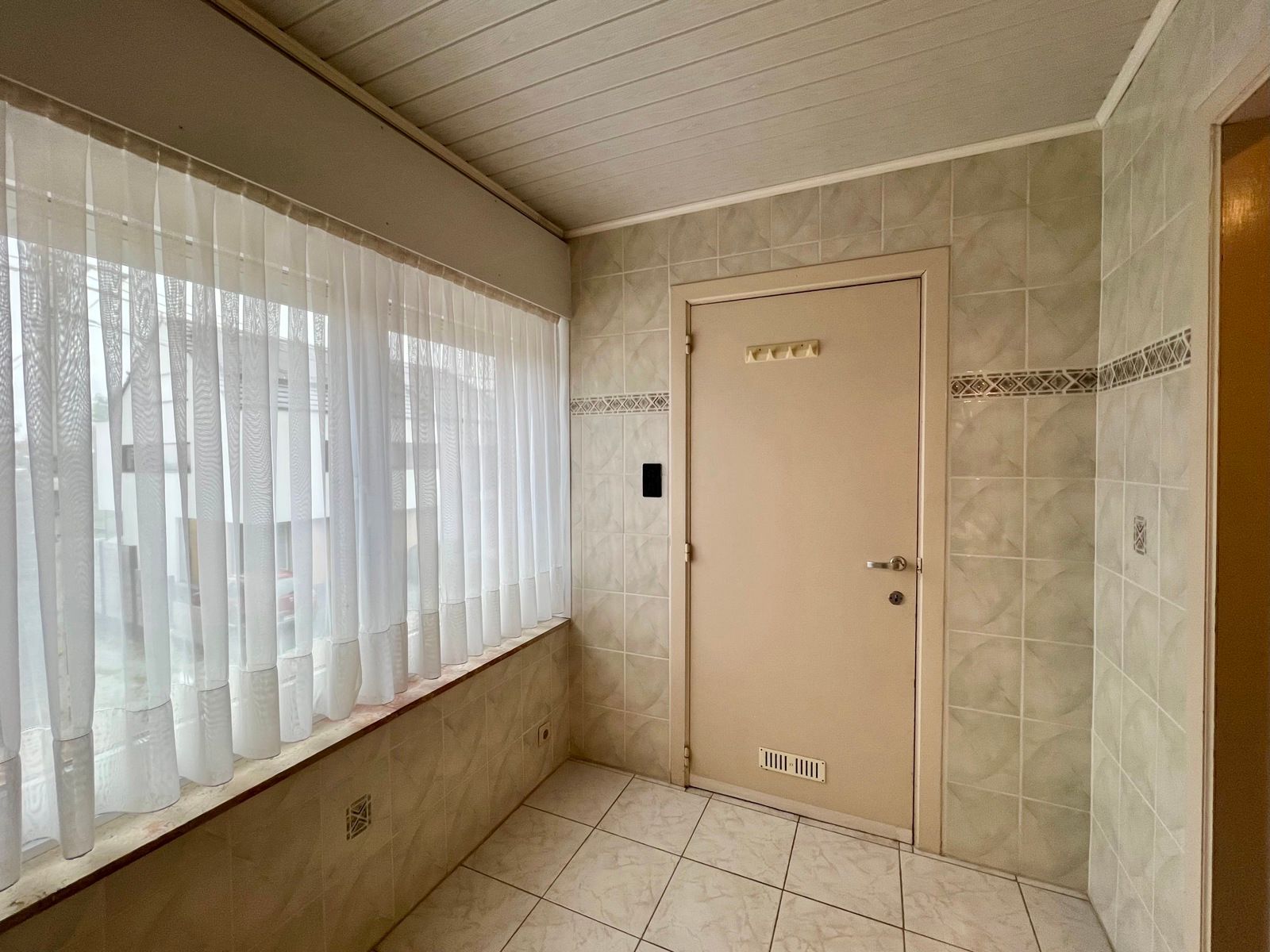 Solide woning met gunstige ligging foto 19