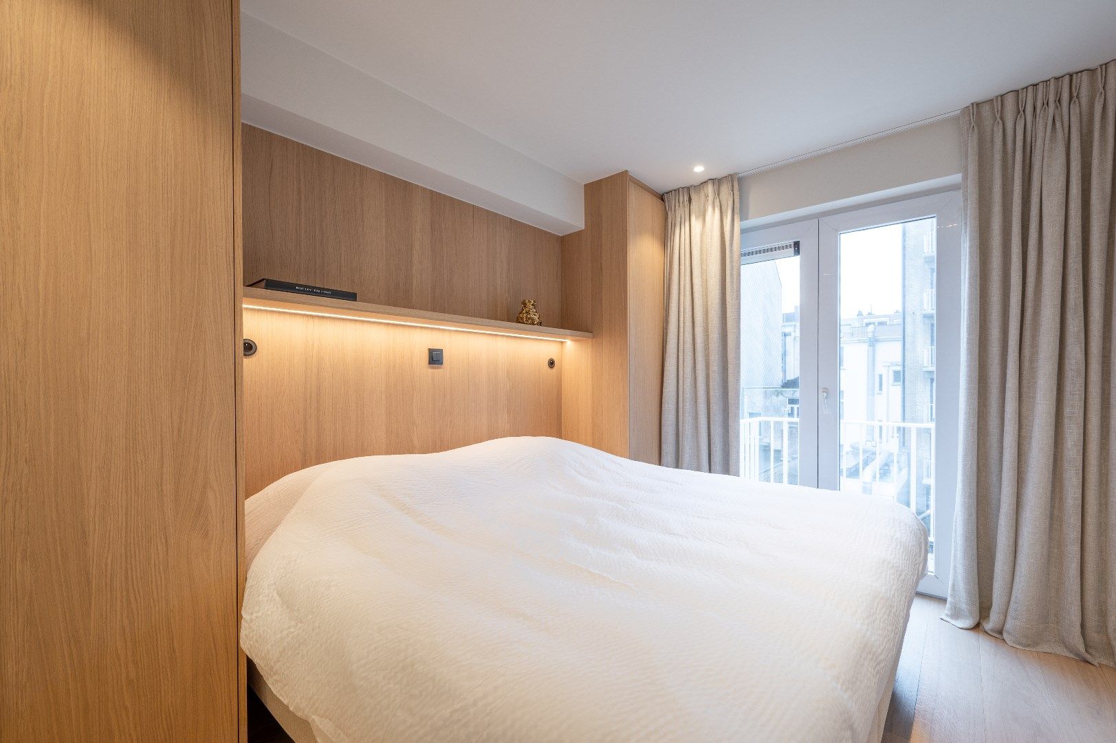 Gerenoveerd appartement met 3 slaapkamers op een zeer centrale locatie in Knokke foto 16