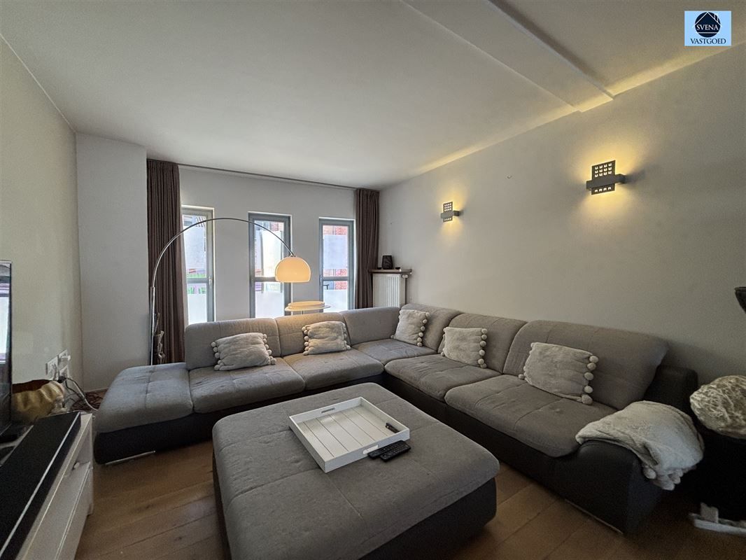 WONING MET HANDELSRUIMTE IN HET CENTRUM VAN GERAARDSBERGEN foto 9