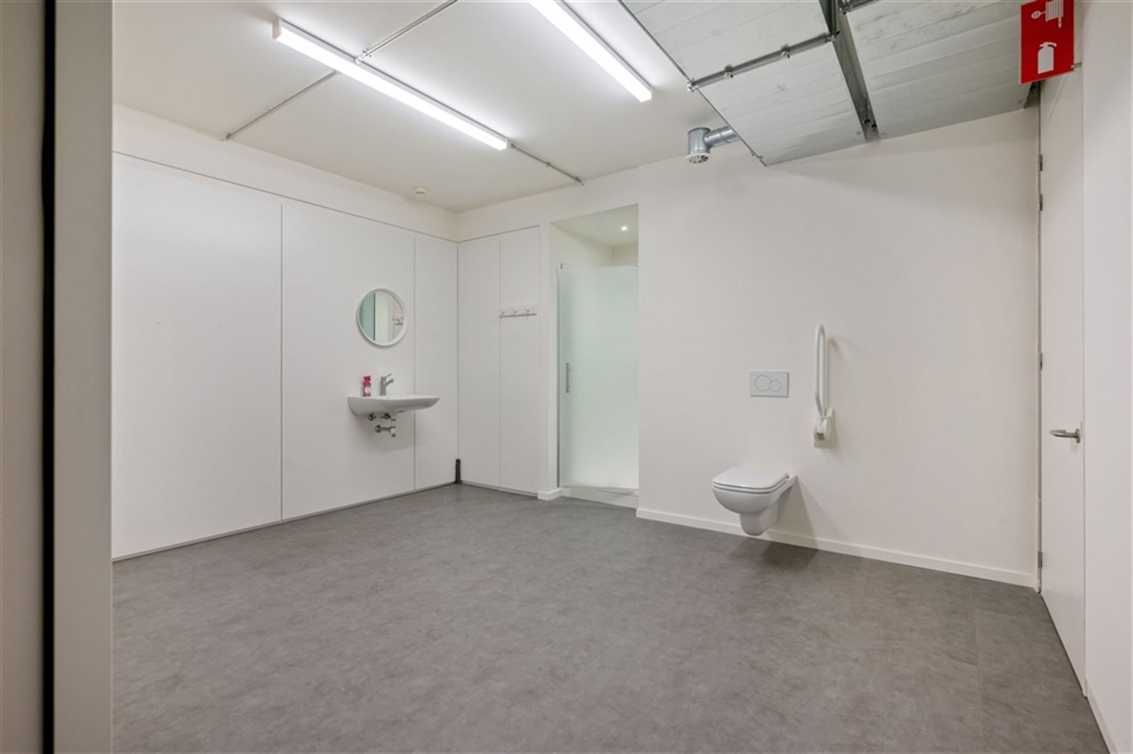 Kantoorgebouw foto 26