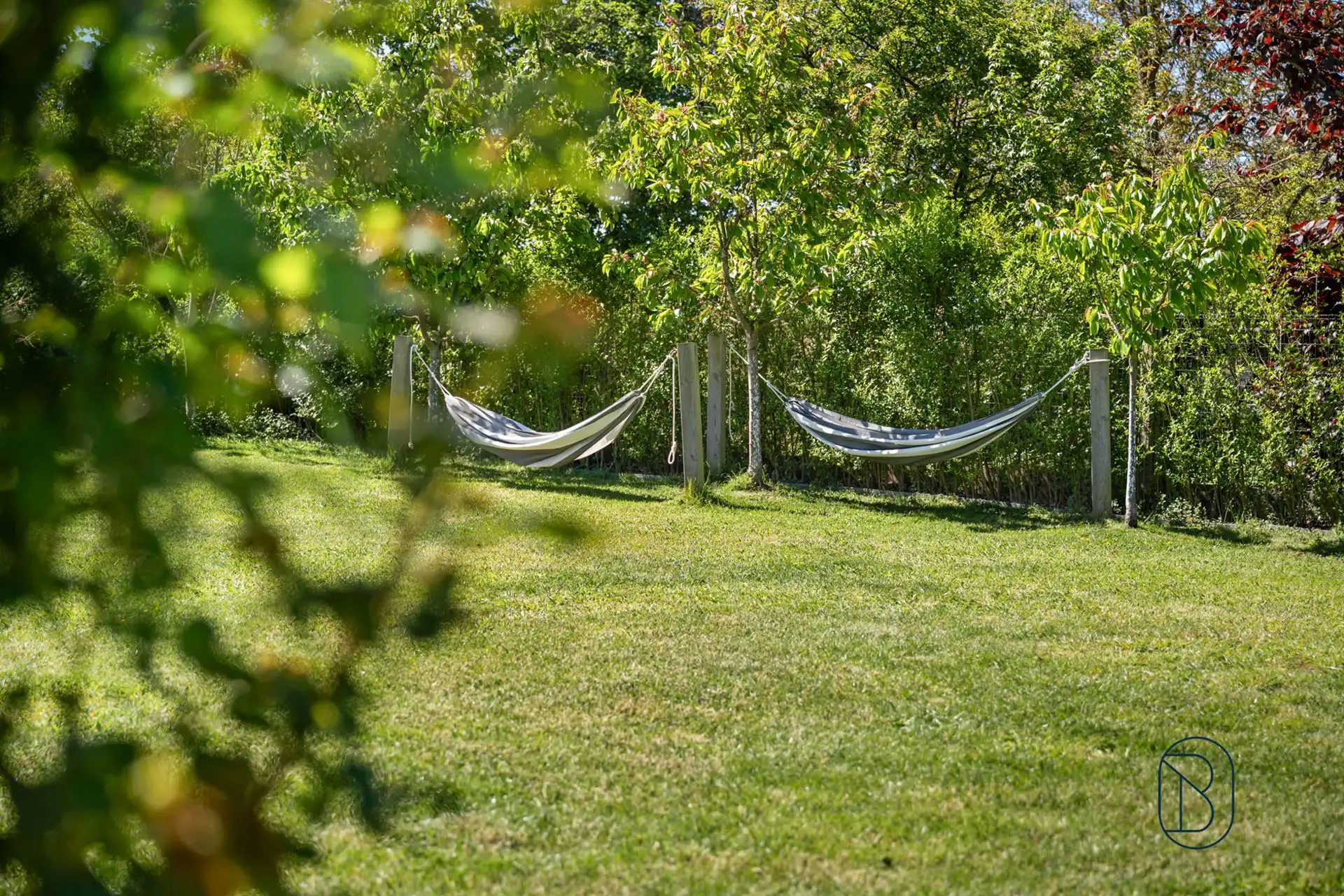 Exclusieve villa met 7 slpk, zwembad en tuin met open zicht foto 3