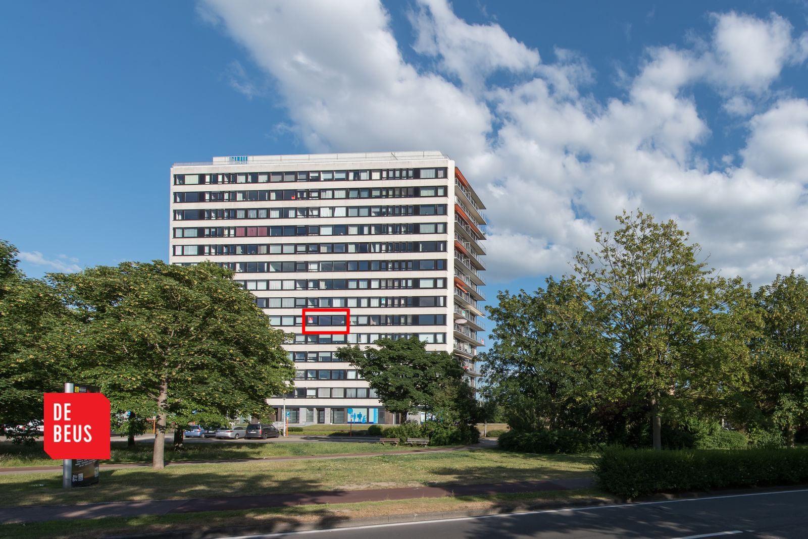 Gerenoveerd appartement met 2 slpk en zicht op Mercator foto 14