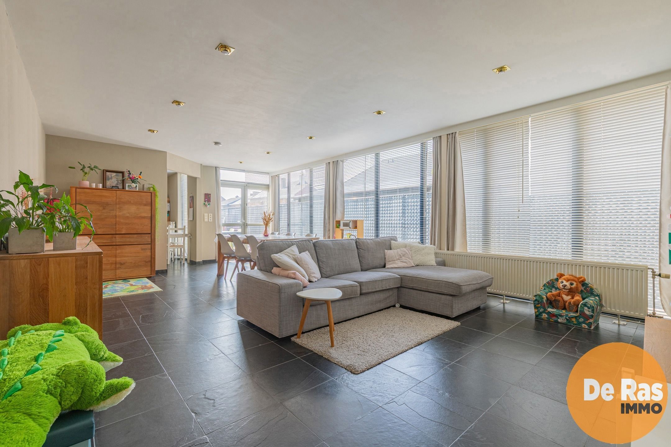 WICHELEN - Perfect instapklare woning op een rustige locatie foto 4