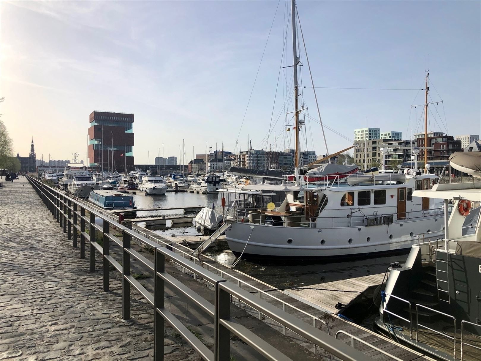 Design hoekappartement bij Jachthaven, Eilandje en Park Spoor Noord foto 18