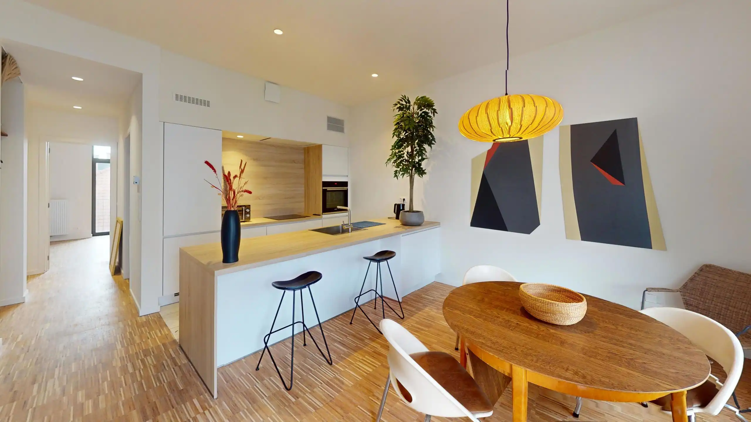 ANTWERPEN CENTRUM - Gemeubeld Eén slaapkamer appartement met terras foto 3