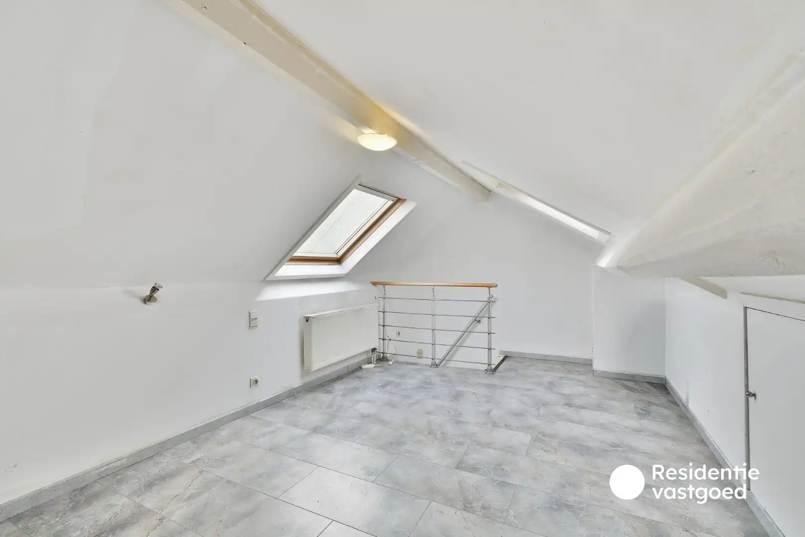 Dakappartement te huur in Oostende op de 3de verdieping foto 6