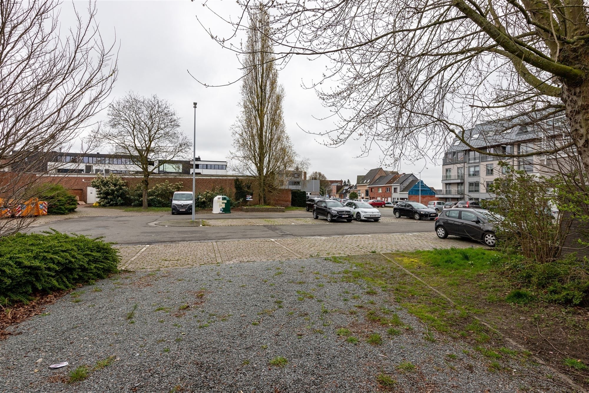 Polyvalente handelswoonst met veel parkeermogelijkheden foto 29