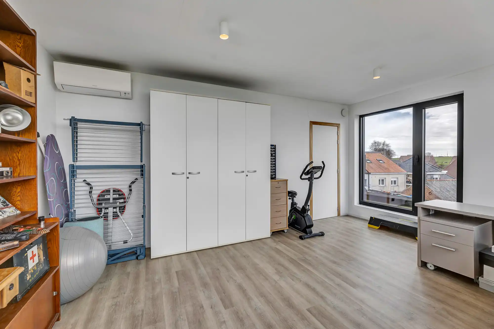 Uniek handelspand en exclusieve duplex te koop in Lennik! foto 22