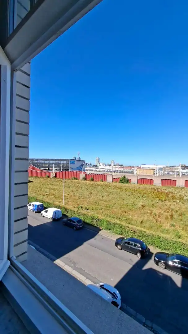 Uniek en lichtrijk appartement in standingvolle residentie op topligging! foto 17