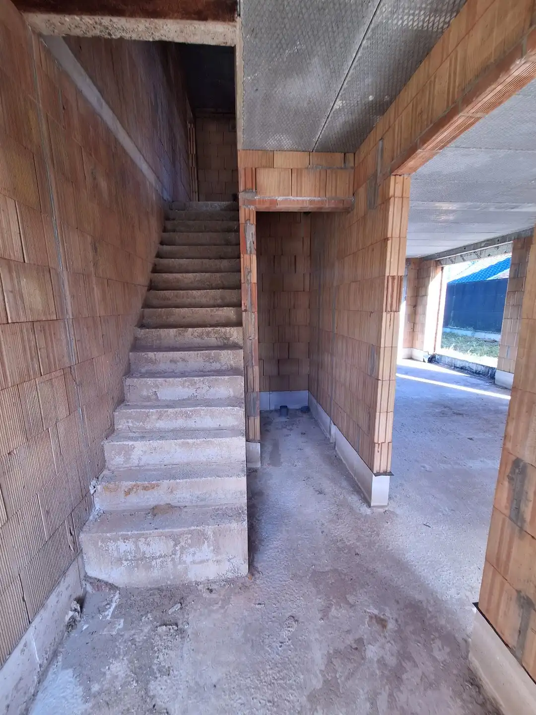 Alleenstaande nieuwbouwwoning met 5  SLK in een rustige omgeving te Damme foto 8