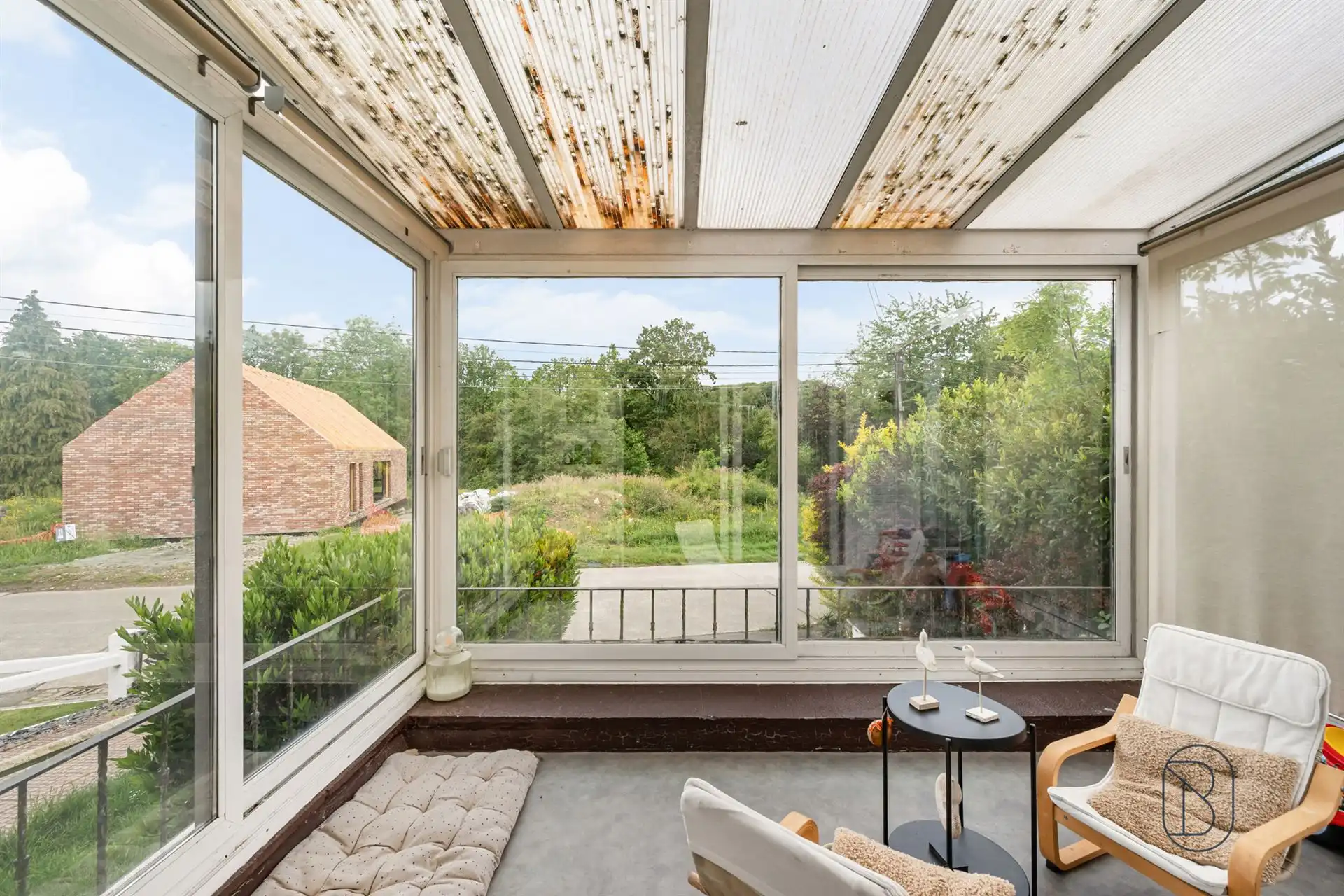 Bel-etagewoning met 3 slpk, garage en tuin in Vloesberg foto 12