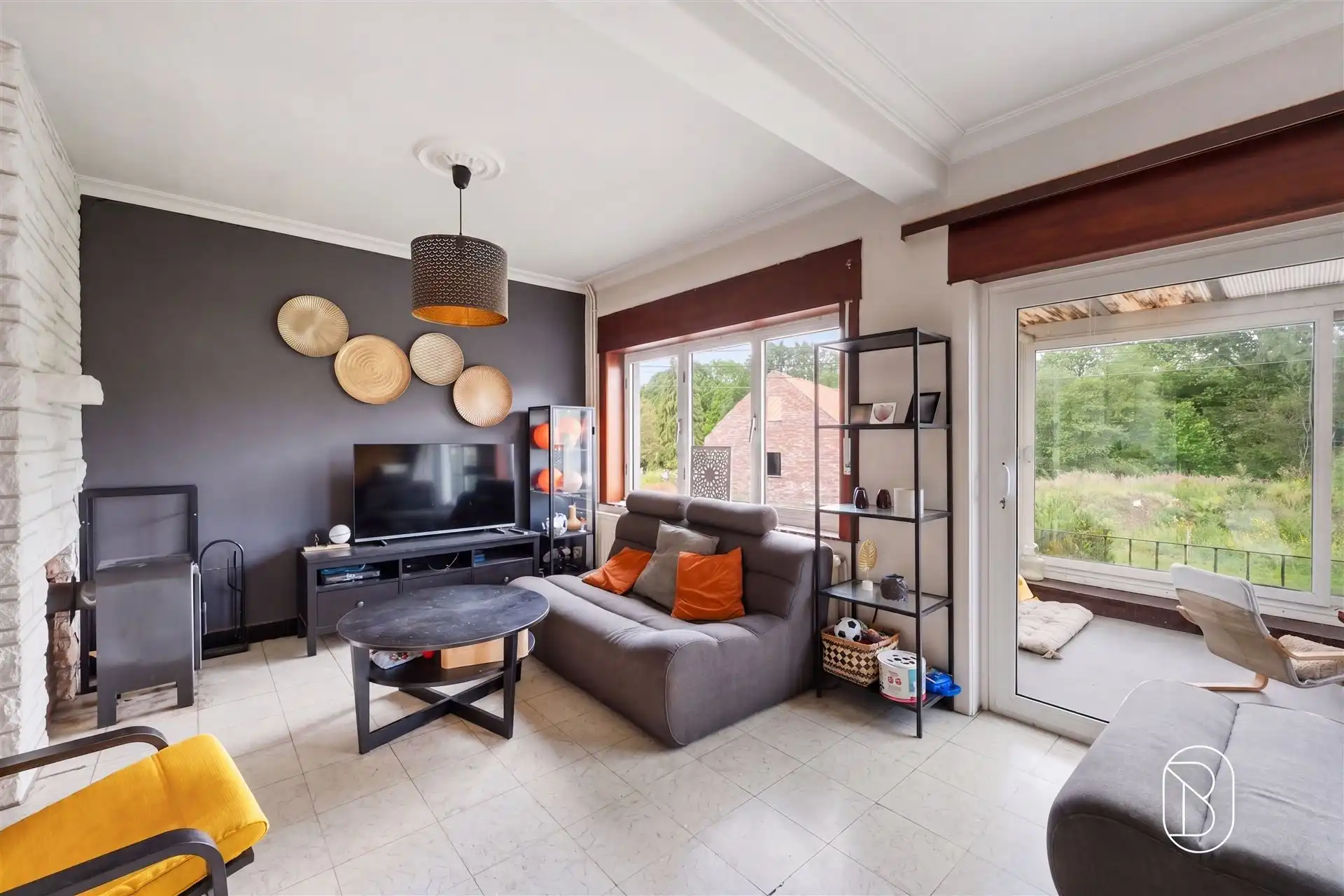 Bel-etagewoning met 3 slpk, garage en tuin in Vloesberg foto 8