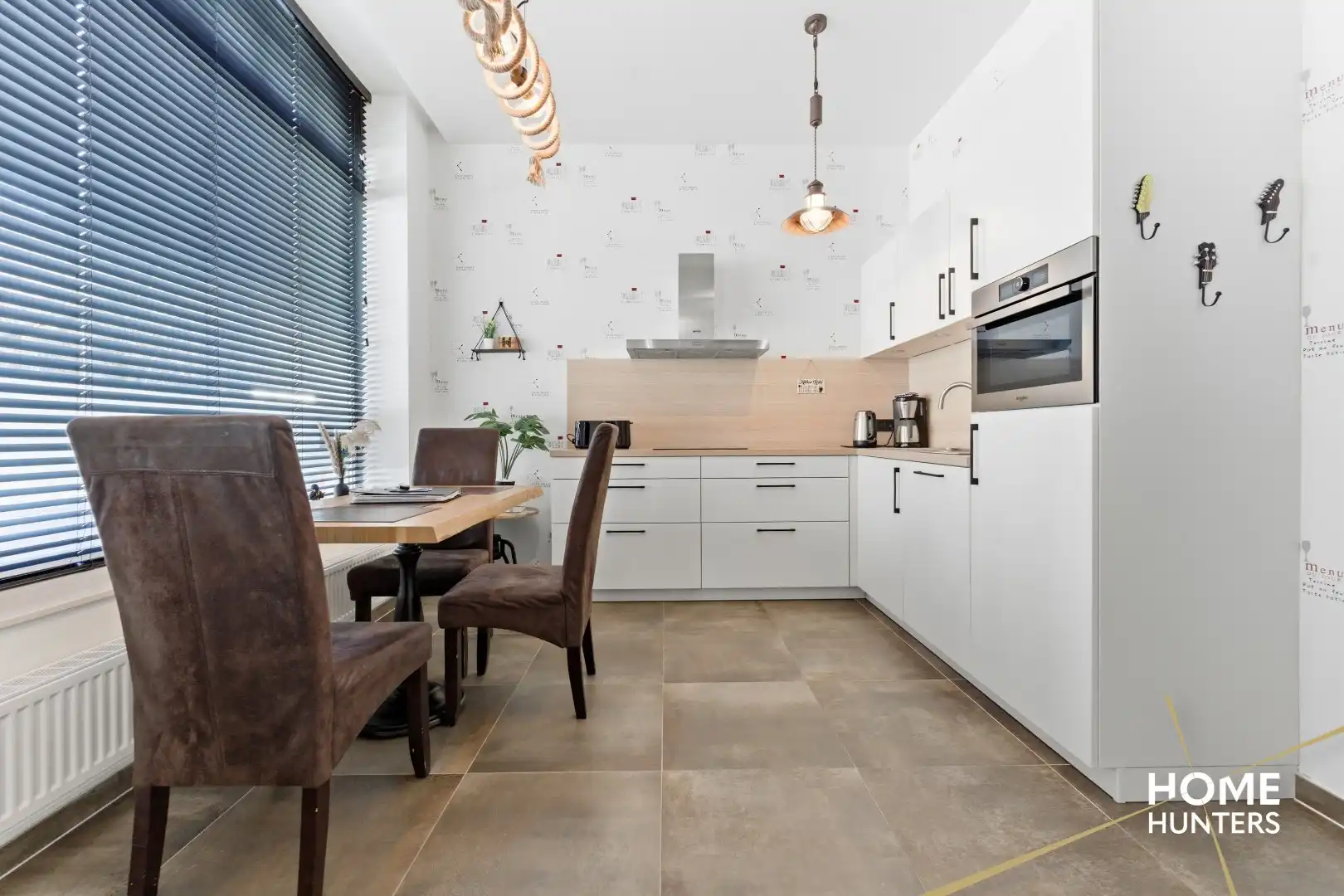 Topinvestering in vakantievastgoed – 6 volledig uitgeruste vakantie-appartementen in historisch centrum Ieper foto 38